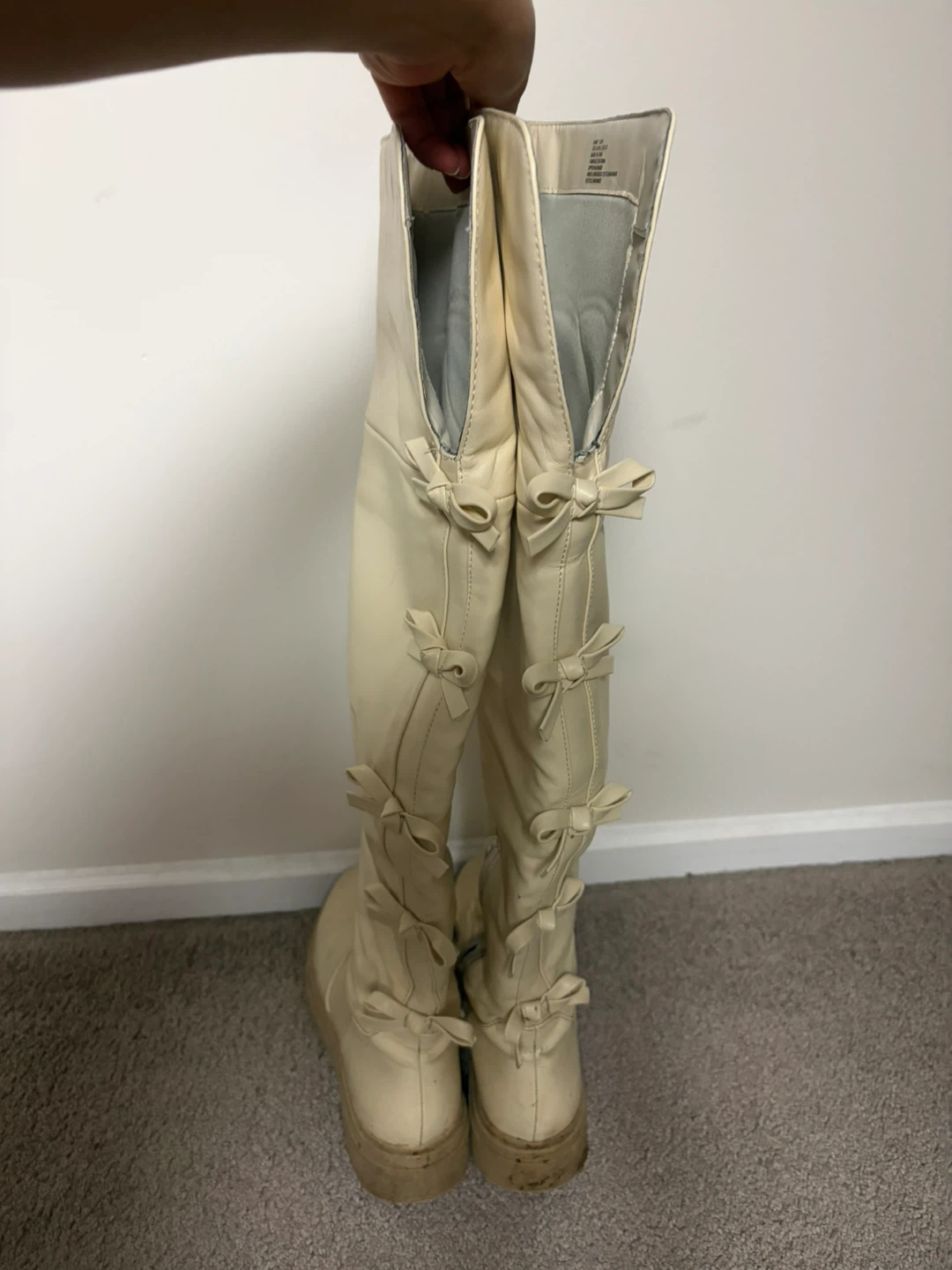 Janet Bow Cream Boots - Size 6.5 - photo 2