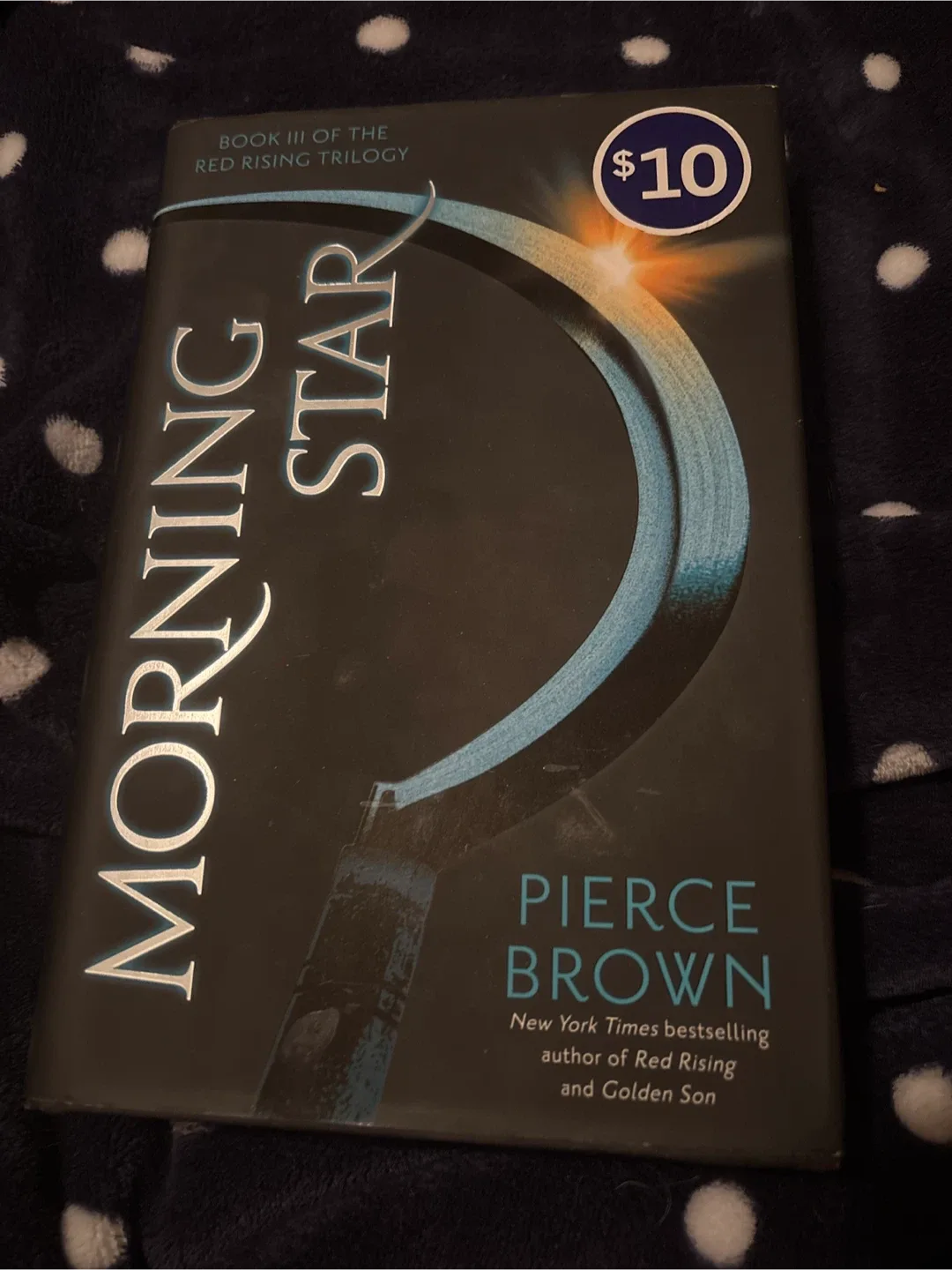 Red Rising Trilogy by Pierce Brown image indicator(3)