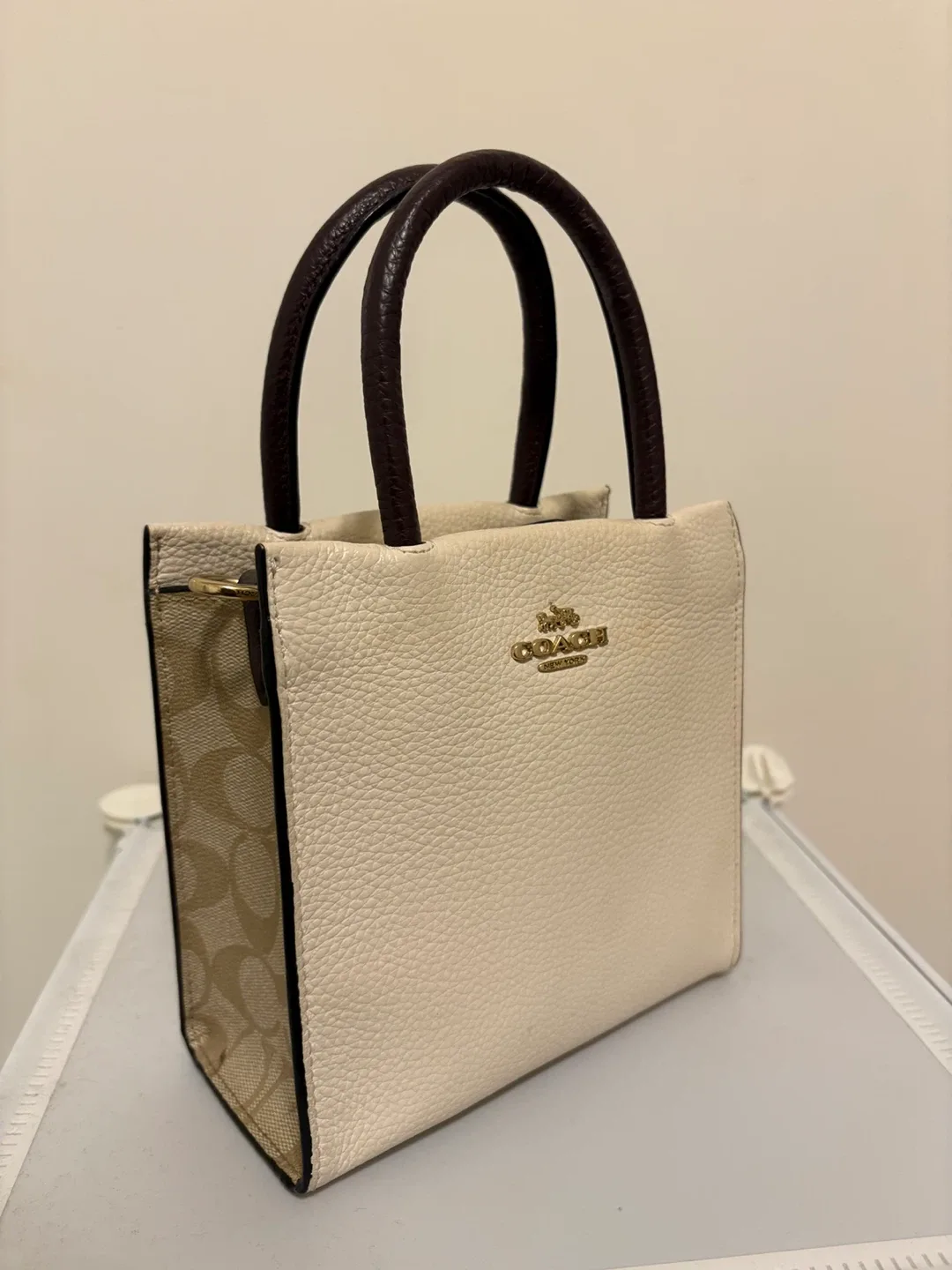 COACH Mini Tote – Cream & Brown