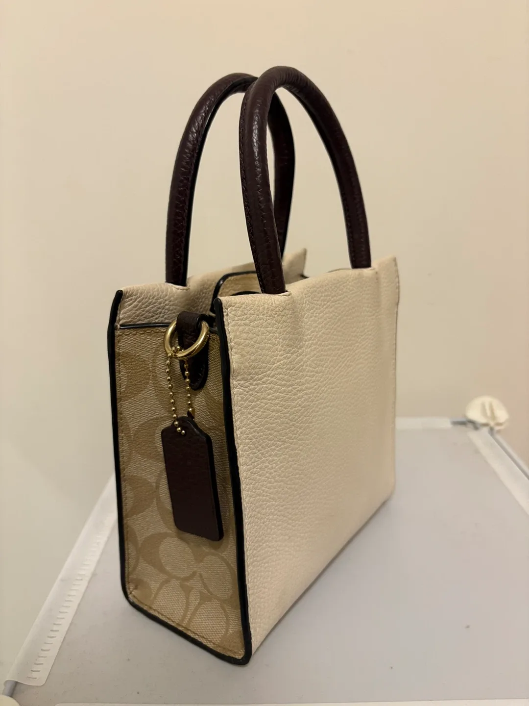 COACH Mini Tote – Cream & Brown image indicator(3)