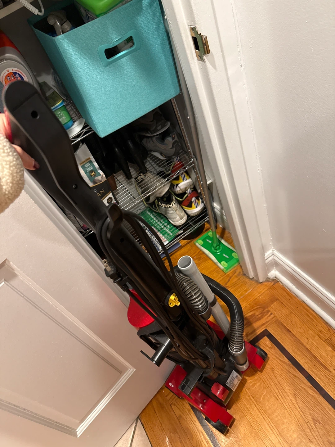 Dirt Devil Endura Express Upright Vacuum - photo 2