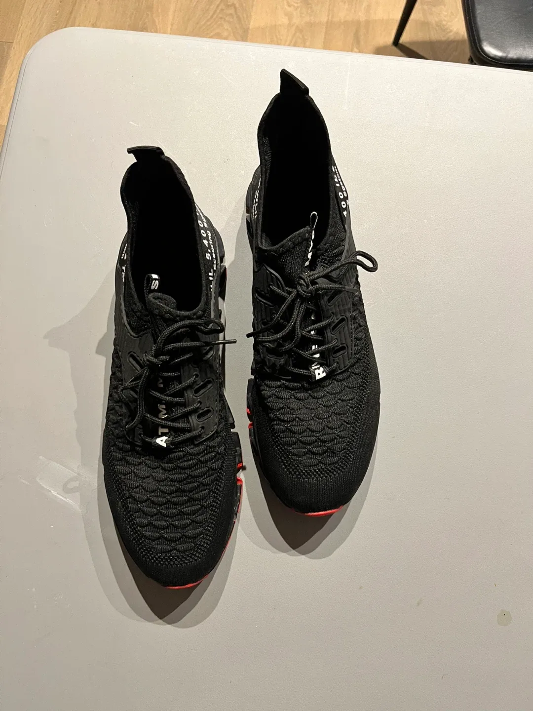 LUNIVA Black Running Shoes - Size 45 European image indicator(5)