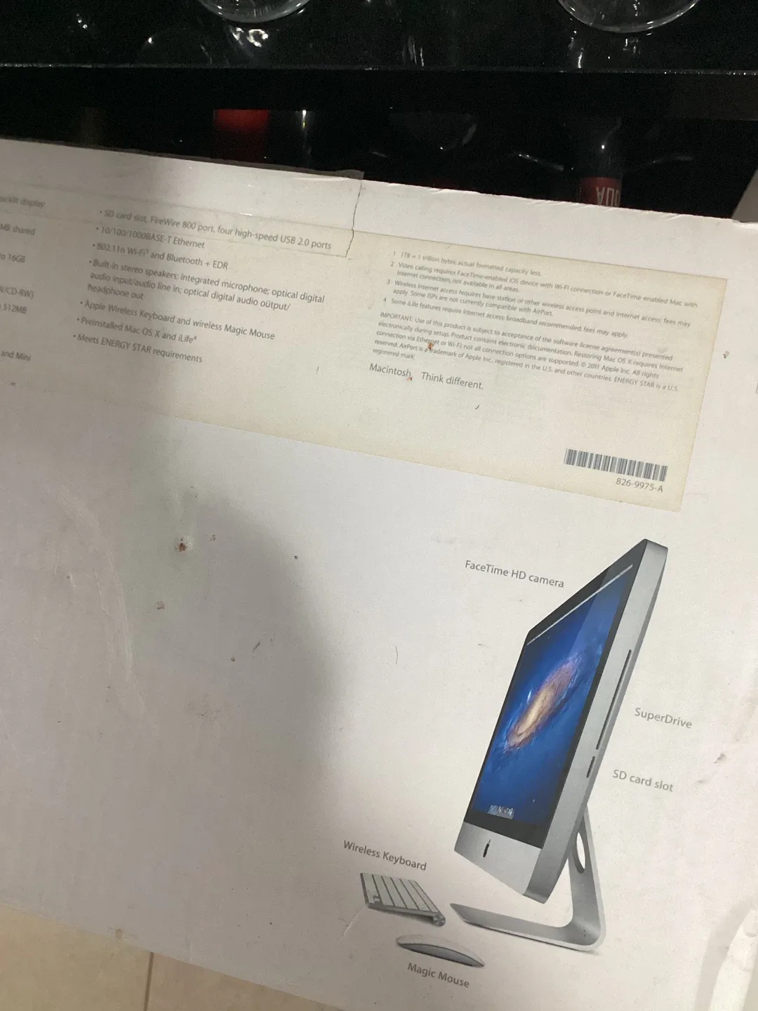 iMac Desktop Computer in Box image indicator(3)