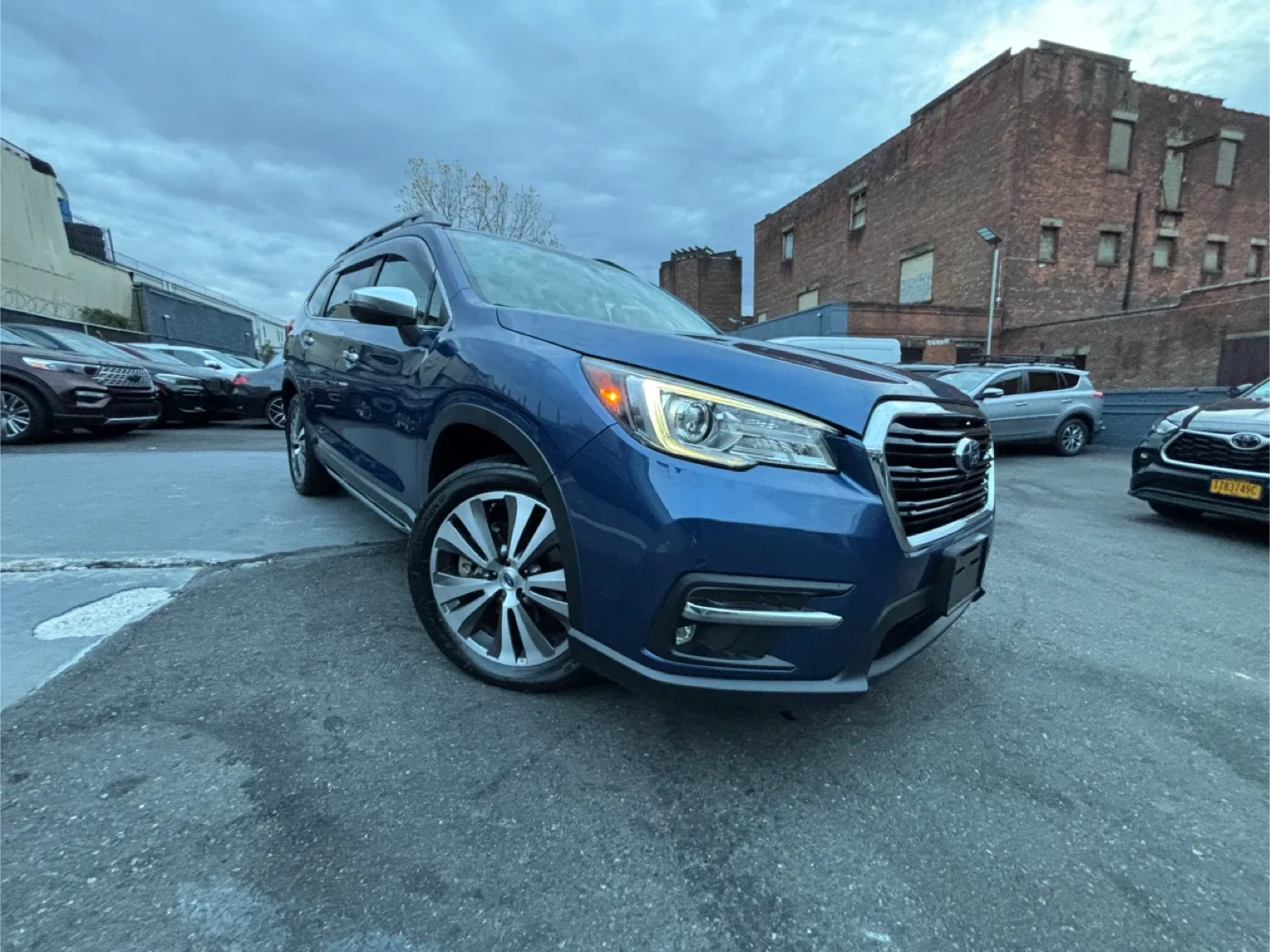 Subaru Ascent touring 75,xxx miles 😎 image indicator(3)