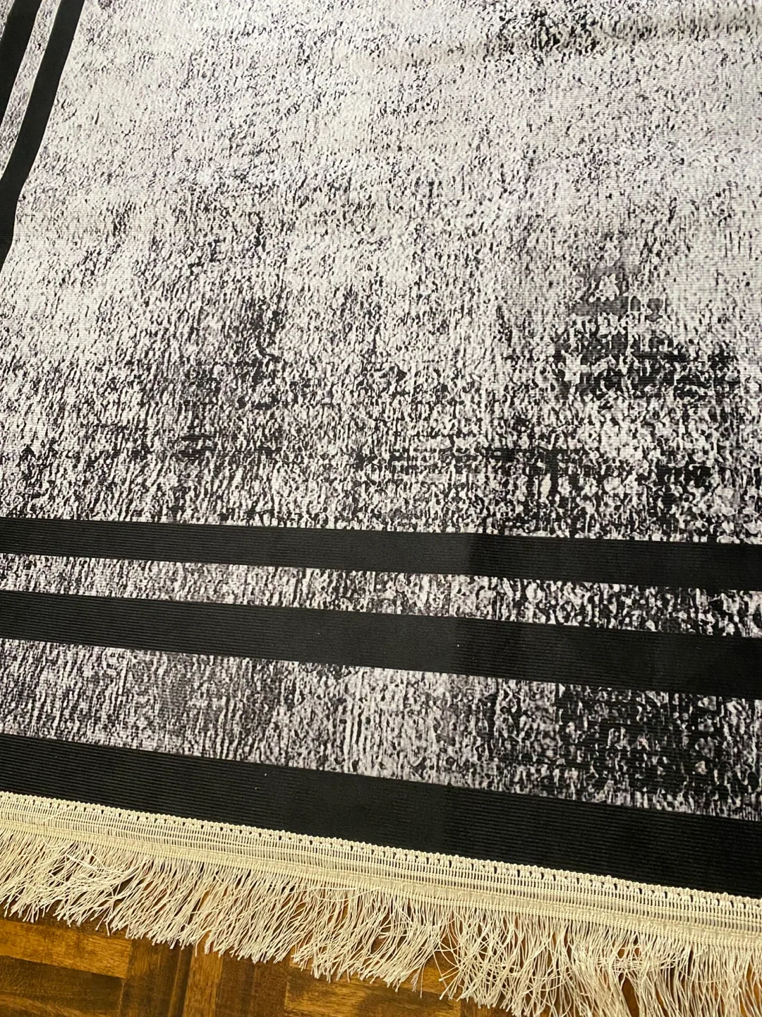Black and White Area Rug brand new image indicator(5)