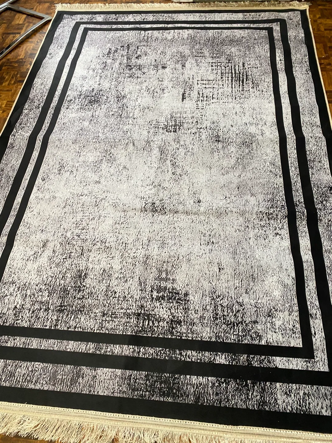 Black and White Area Rug brand new image indicator(3)