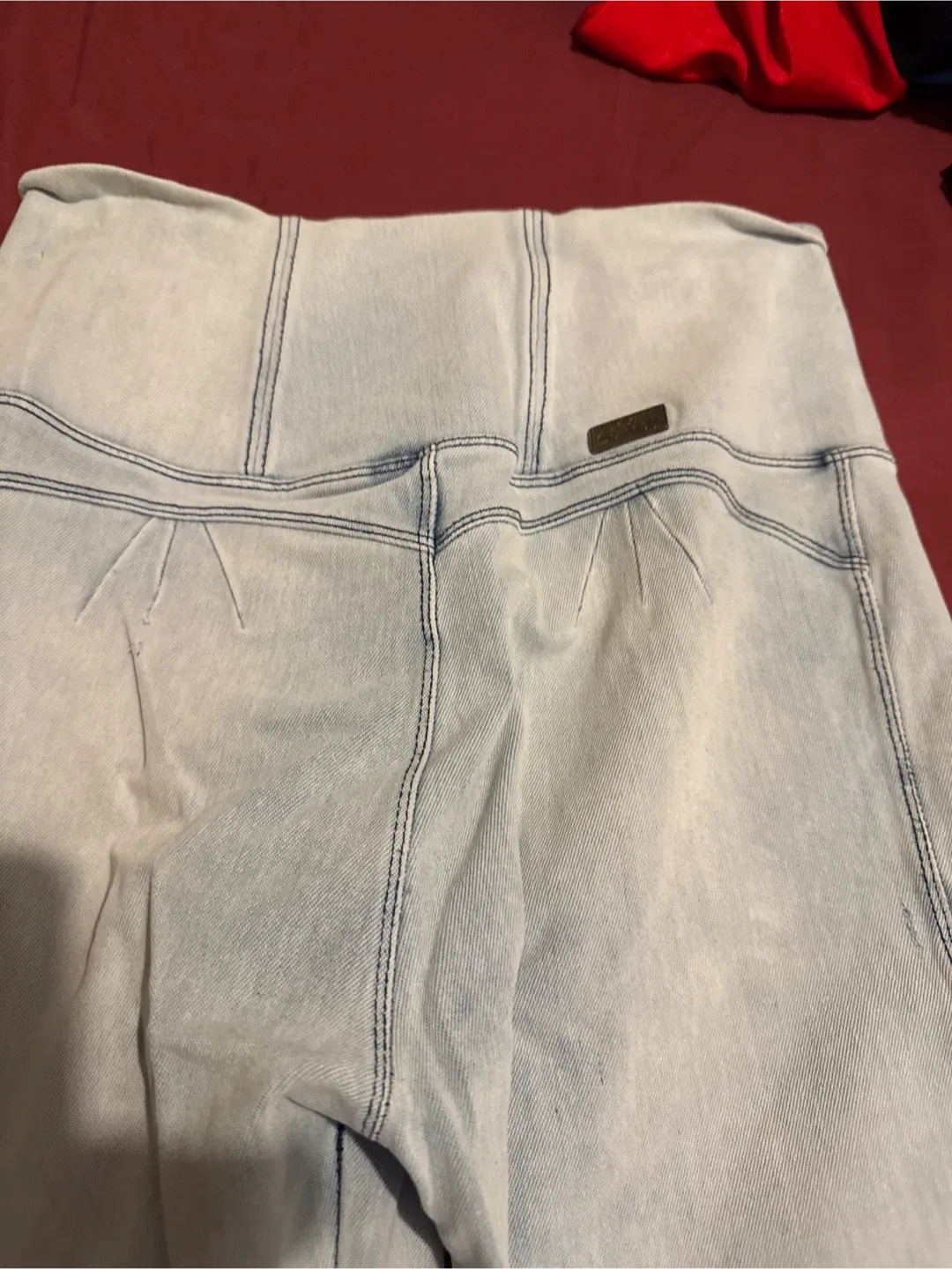 Sunny Girl Jeans - Size 34 image indicator(3)