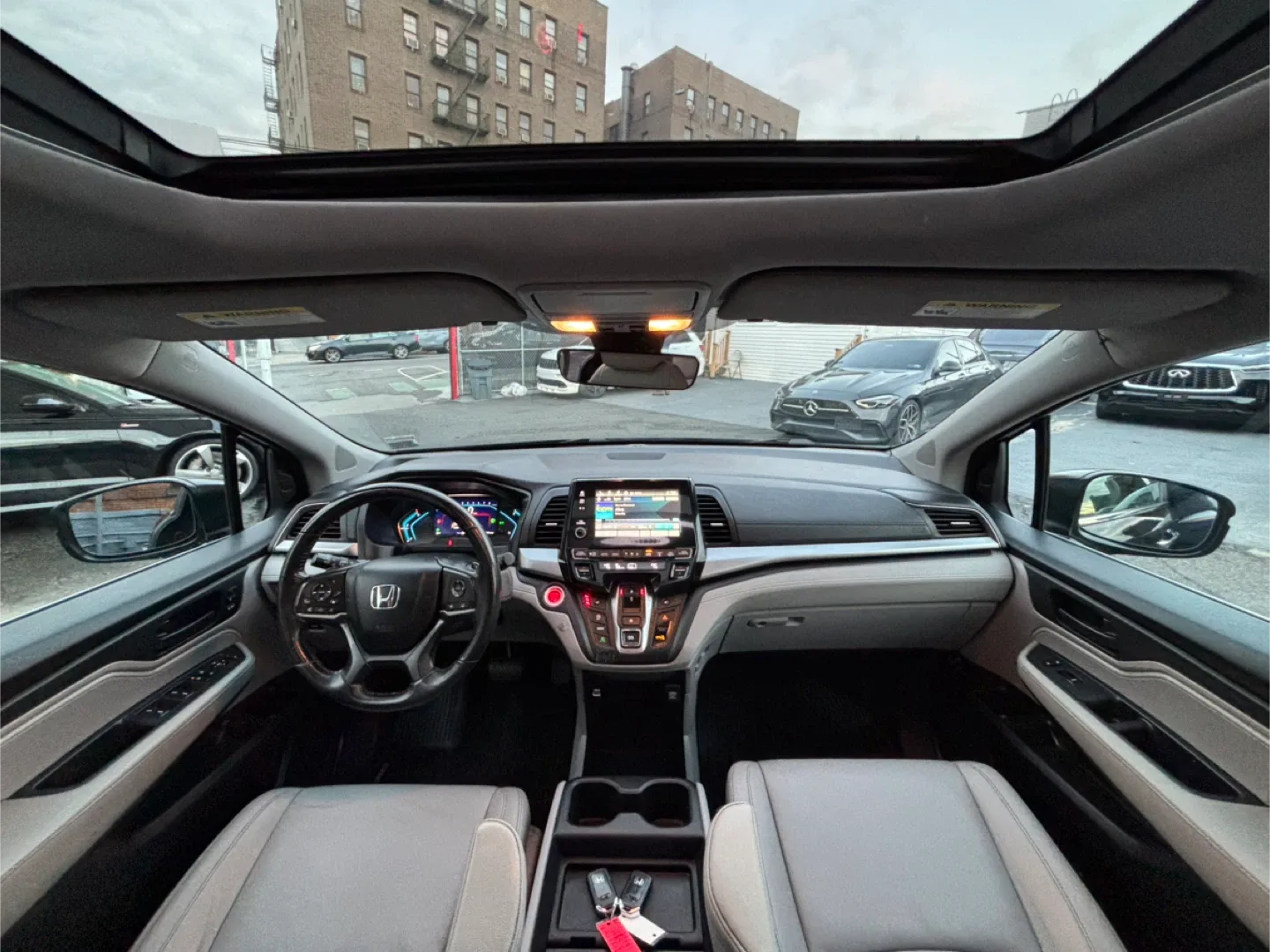 Honda Odyssey EX-L 2021 73K Miles image indicator(9)