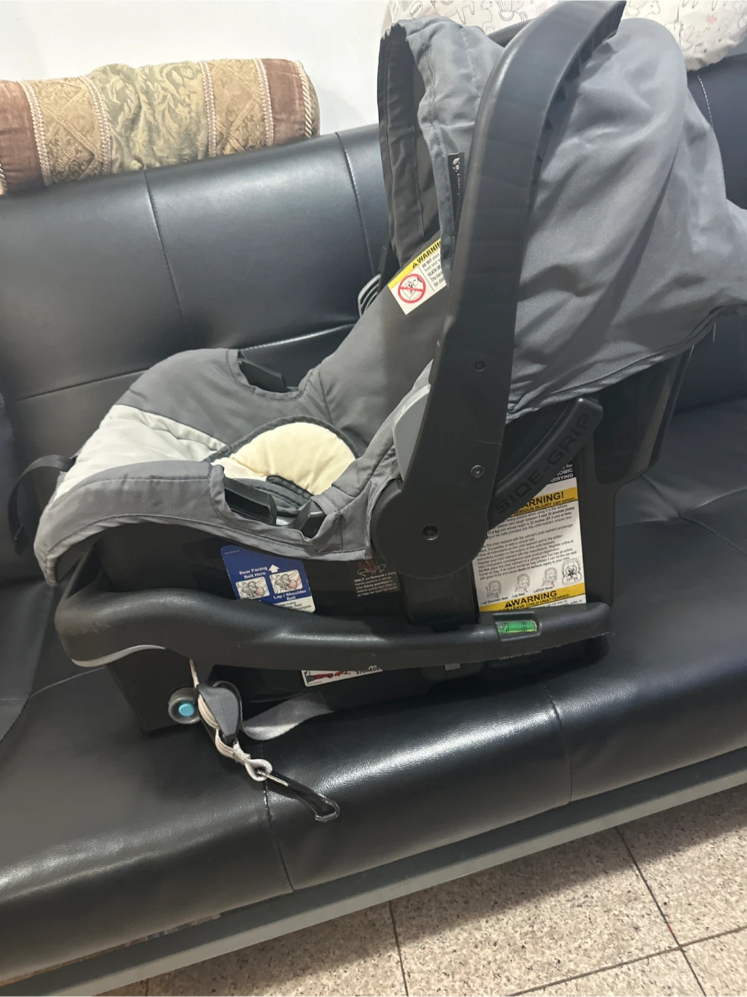 Baby Trend Infant Car Seat - Gray - photo 2