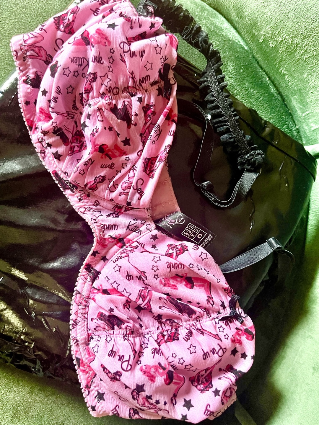 La Senza Love Collection Bra  (34 C but fits like 34 B) - photo 2