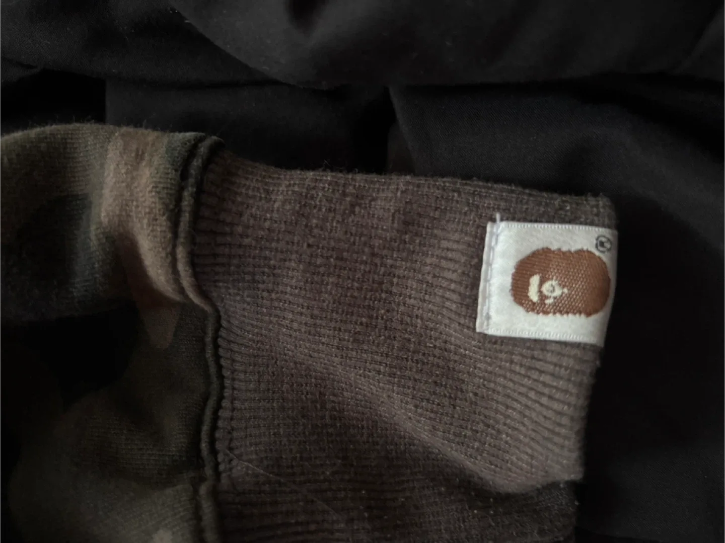 Bathing Ape Camo Hoodie - Size Medium image indicator(2)