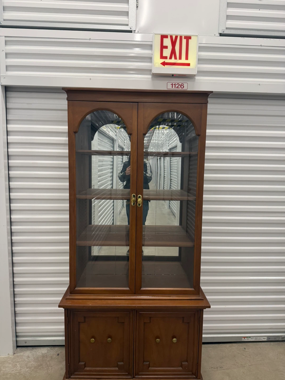 Wooden Display Cabinet - photo 3