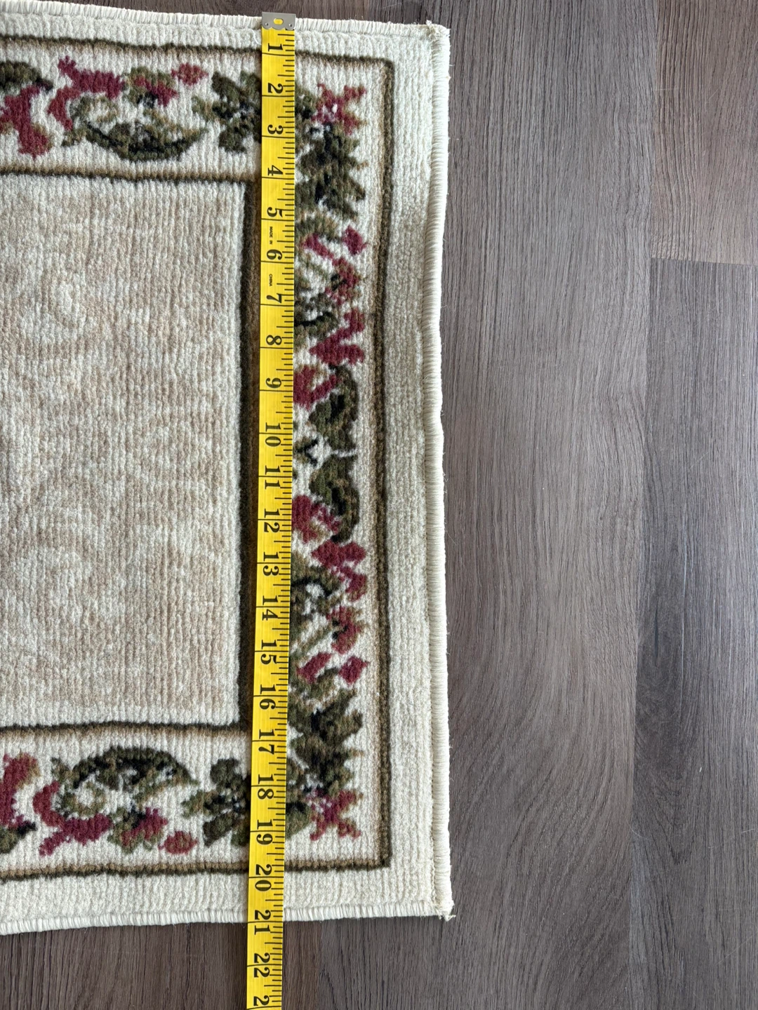 Floral Bordered Rug, 22 x 35 inches - photo 2