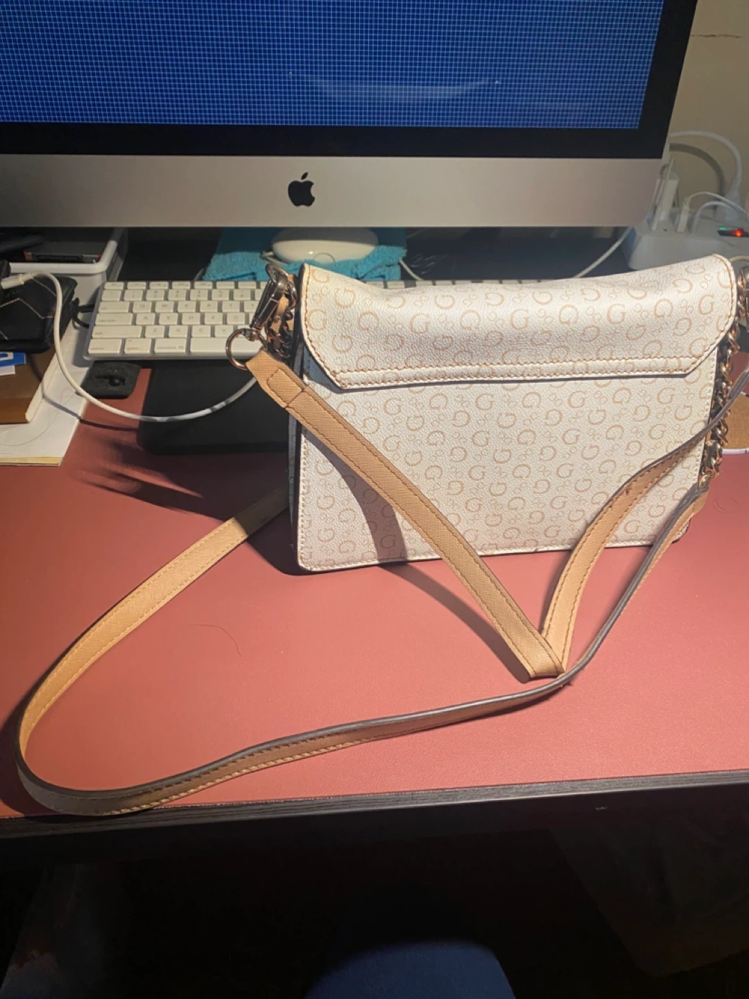 Guess Beige & White Shoulder Bag - photo 4