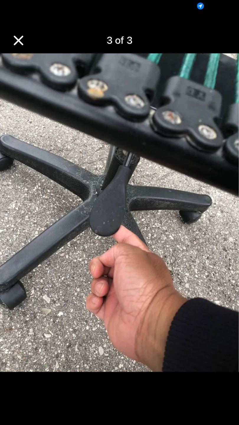 Black Office Chair image indicator(3)