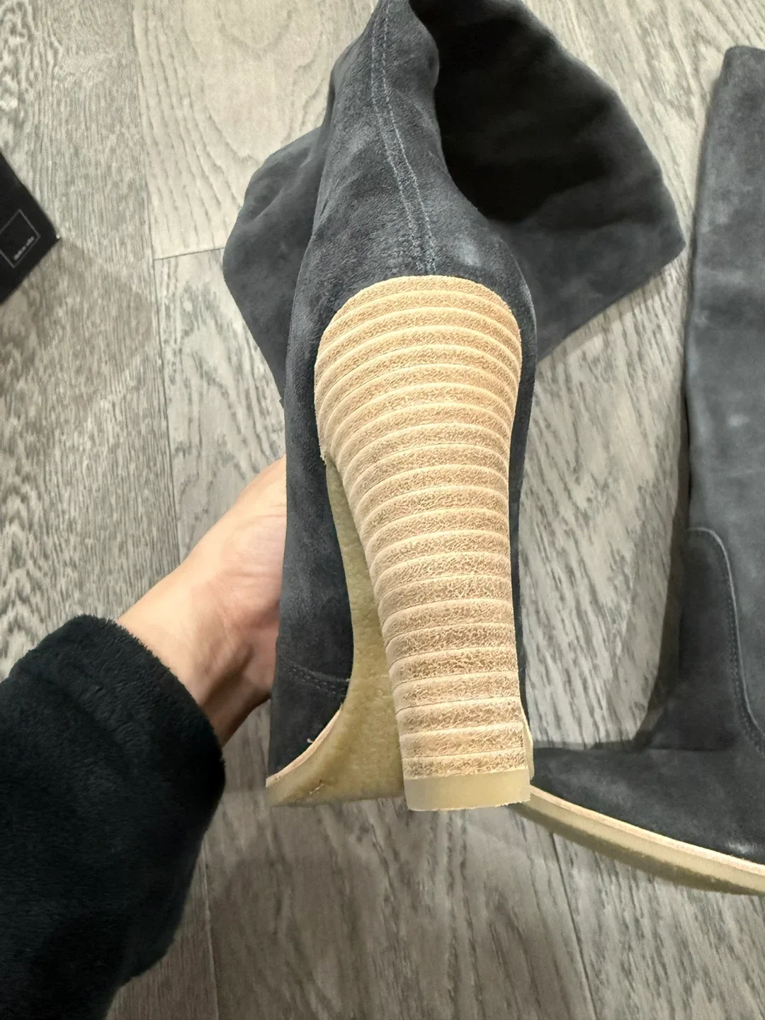 NEW Dolce Vita Gray Suede 7.5 Boots image indicator(5)