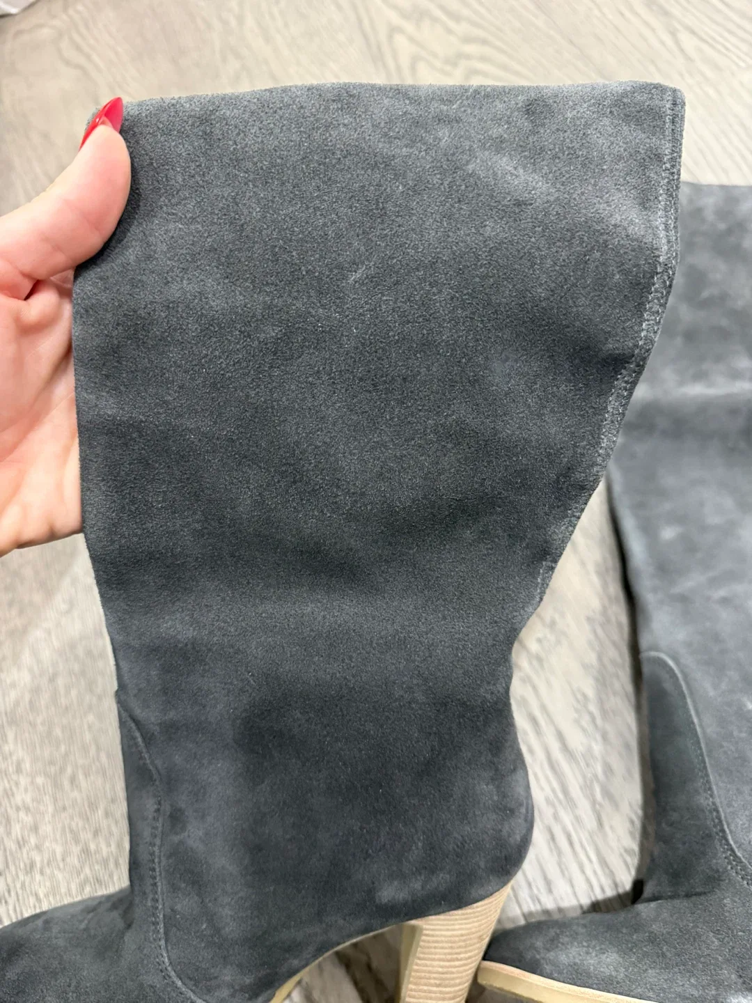NEW Dolce Vita Gray Suede 7.5 Boots image indicator(3)