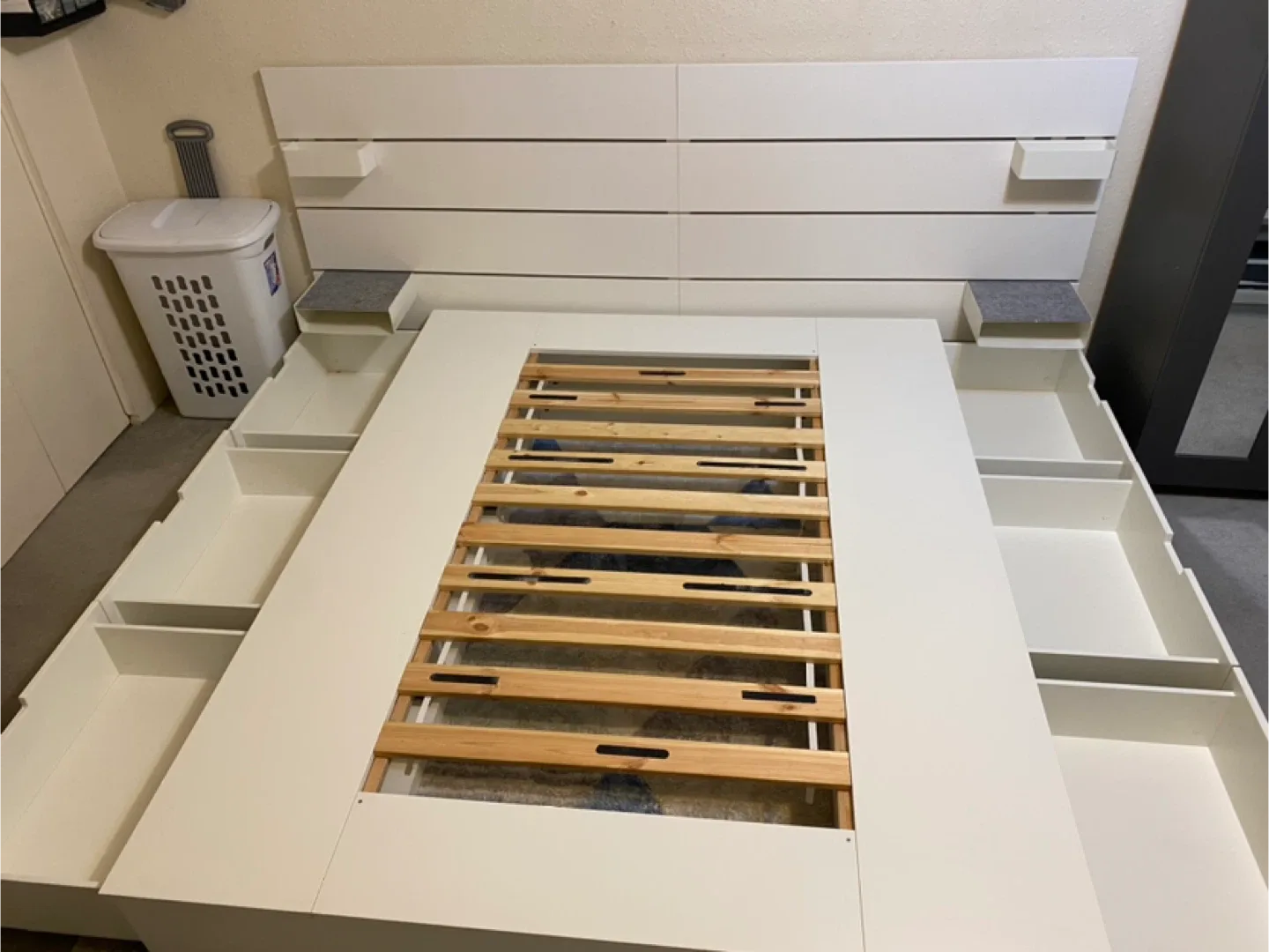 NORDLI queen with headboard and Storage