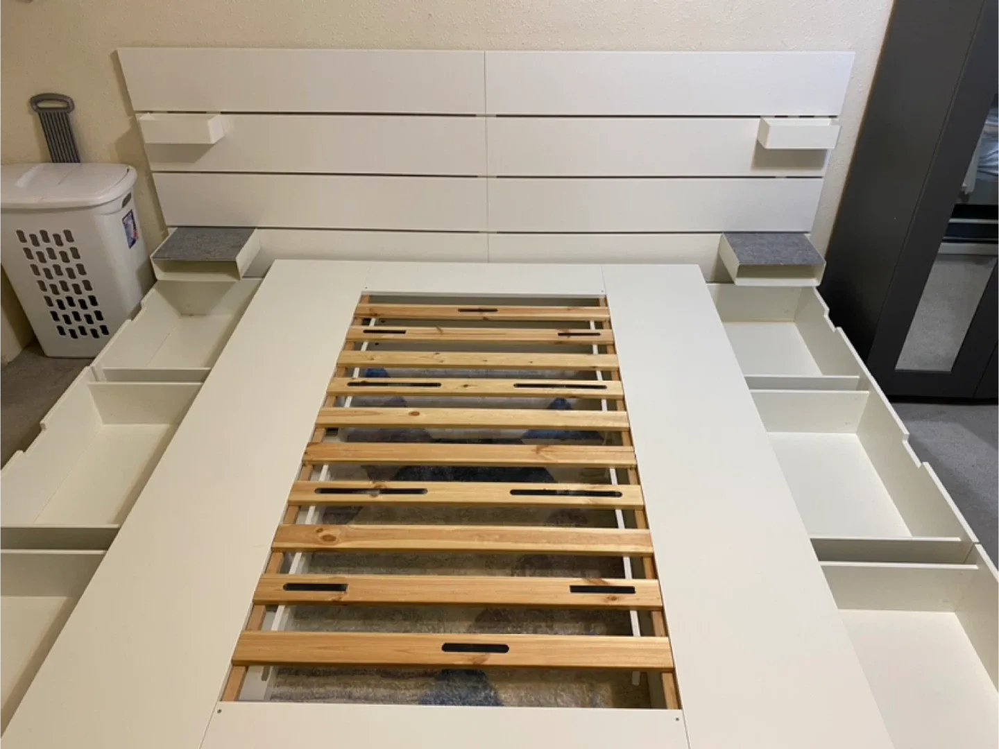 NORDLI queen with headboard and Storage image indicator(6)