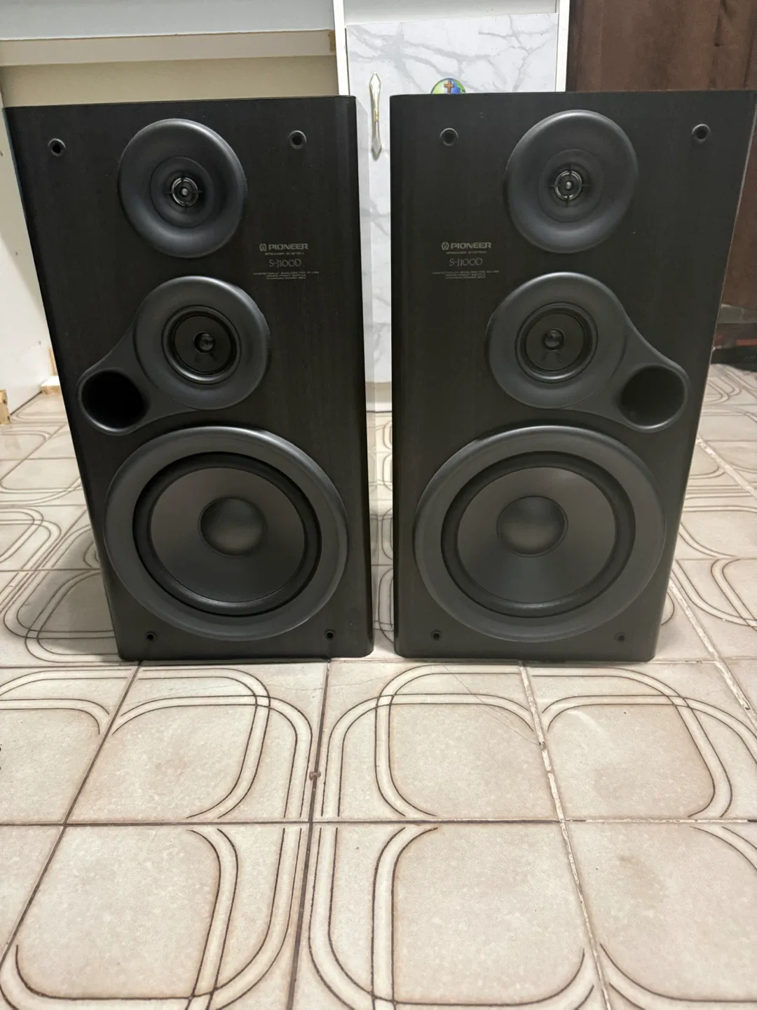 Pioneer S-1100D Speakers - Pair