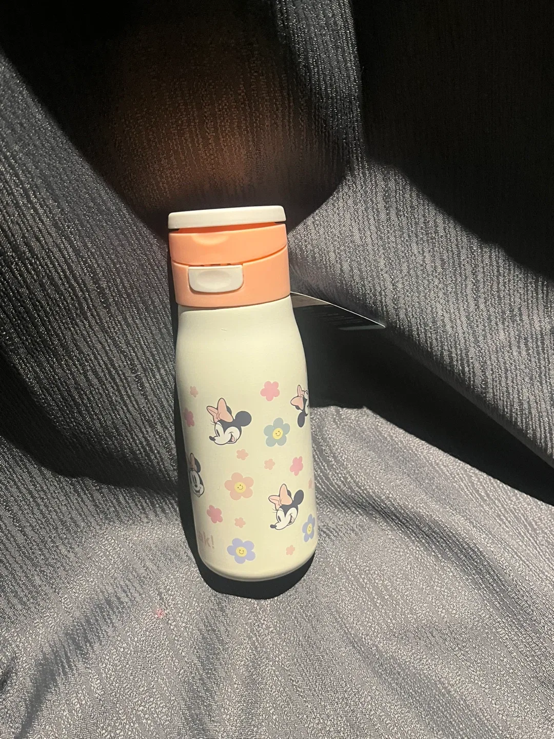 Zak! Smiles Minnie Mouse Water Bottle - 13.5 oz image indicator(2)