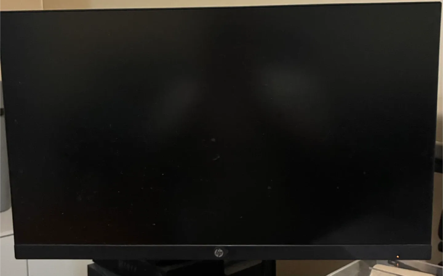 CLX Gaming PC with Ryzen 5 5500 & HP Monitor image indicator(2)