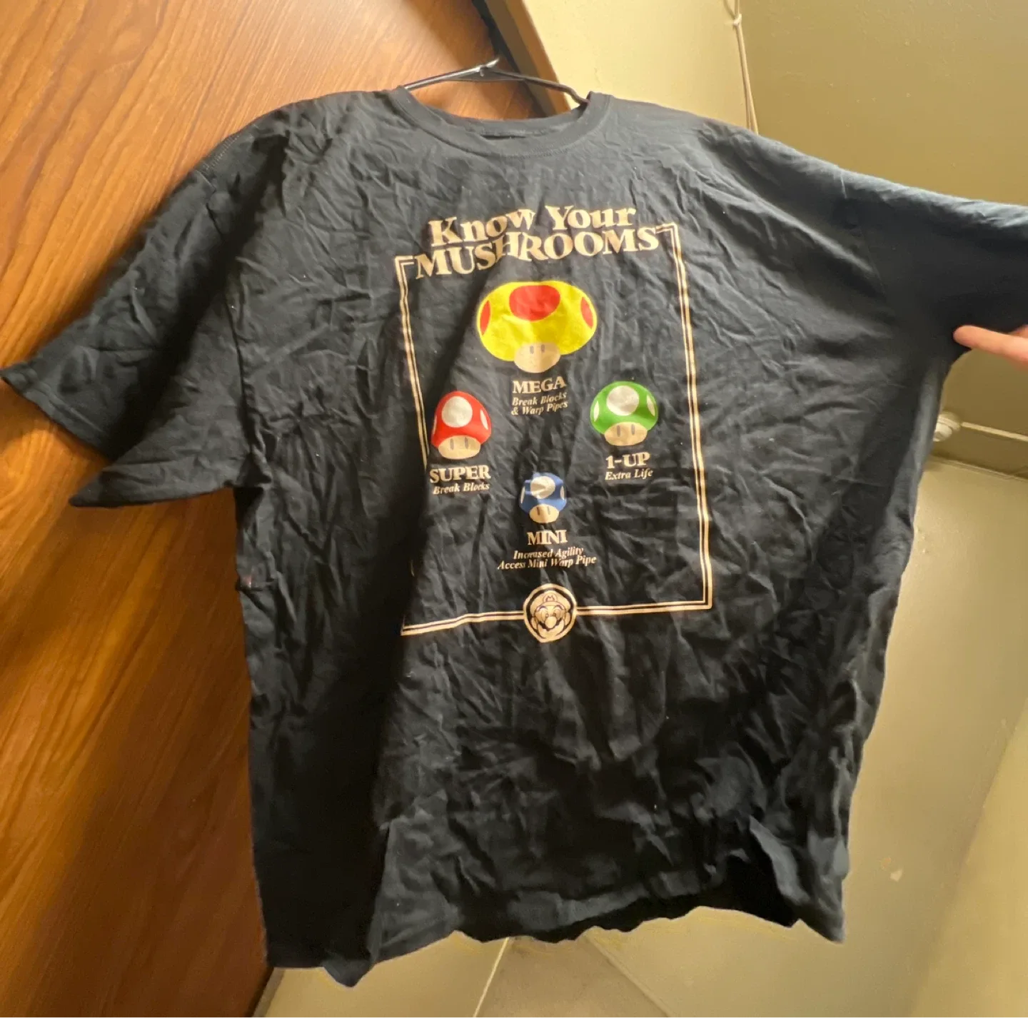 SIZE 2XL Super Mario Tee