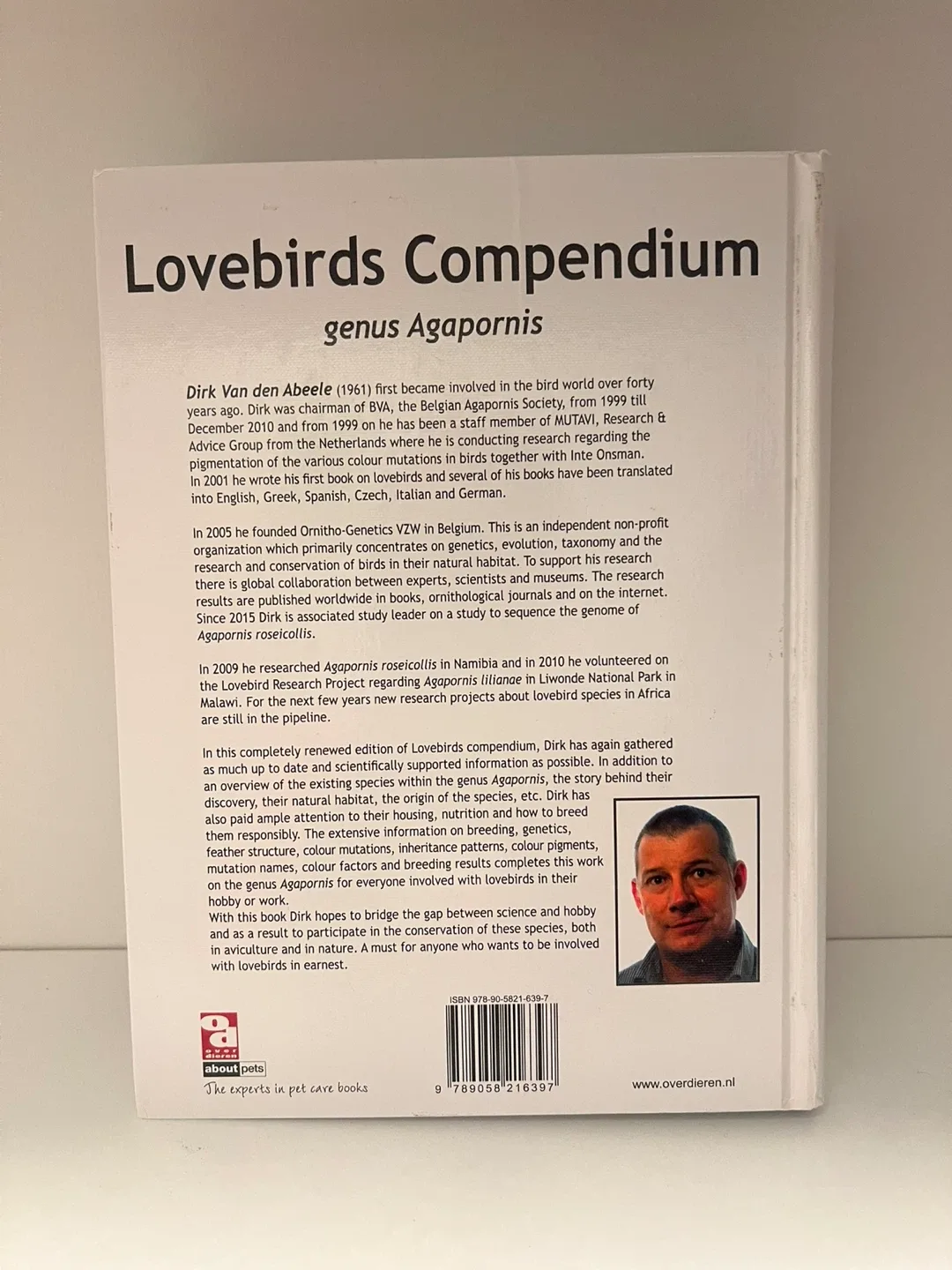 Lovebirds Compendium by Dirk Van den Abeele image indicator(2)