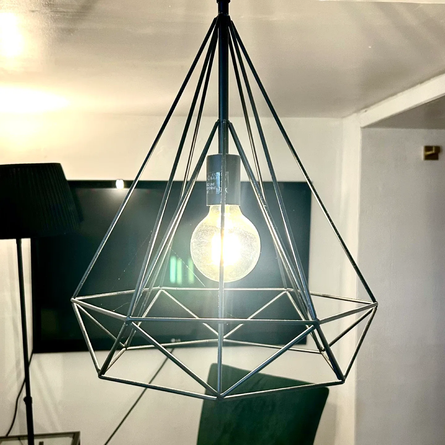 Diamond Geometric Black Pendant Ceiling Light image indicator(2)
