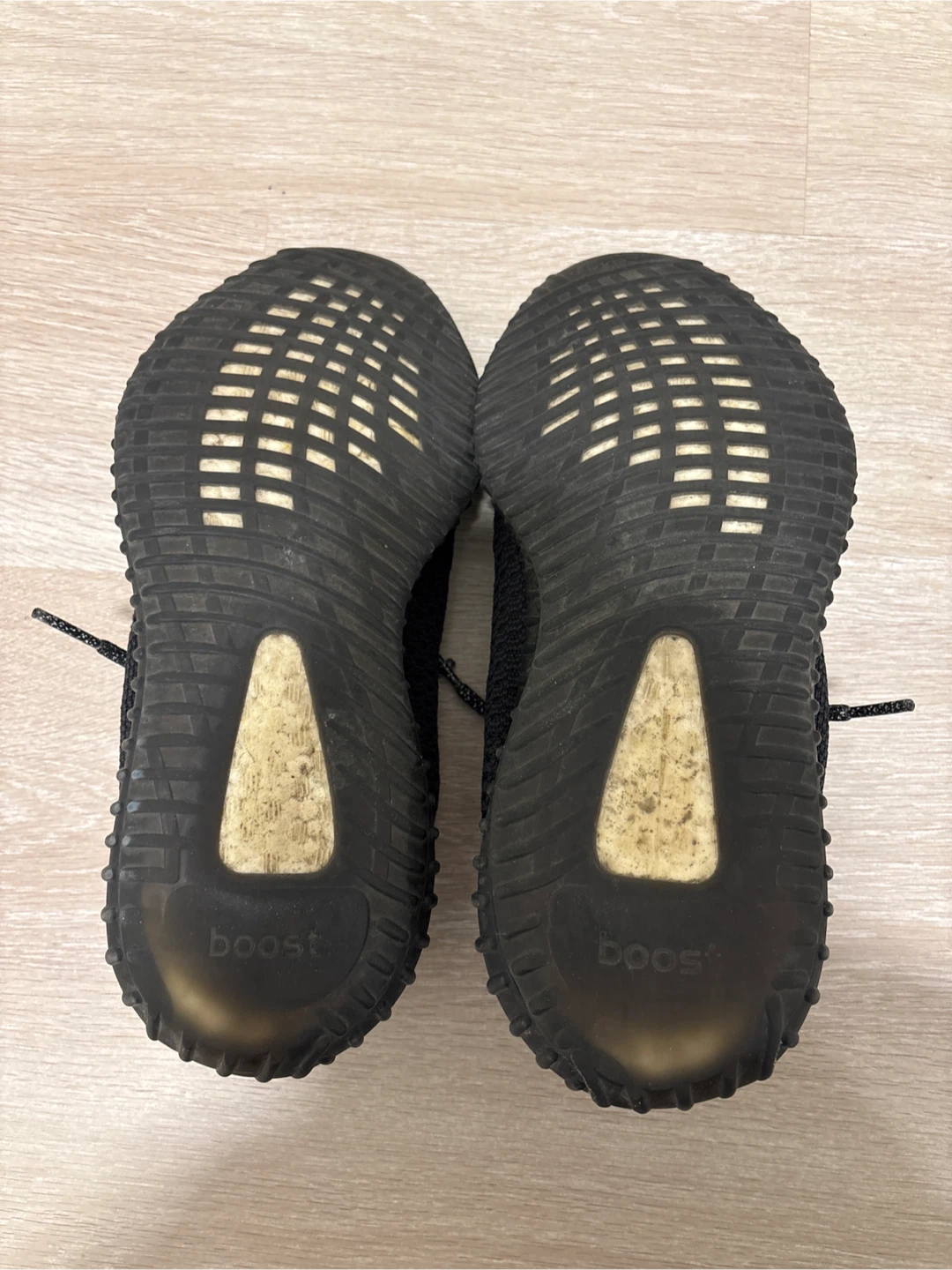 Adidas Yeezy Boost 350 V2 Black Size 9 US - photo 2
