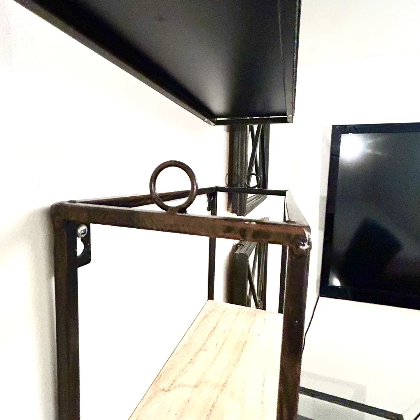 Lot of 5: 3 Wall Shelves & 2 Cast Iron Mirrors Set image indicator(8)