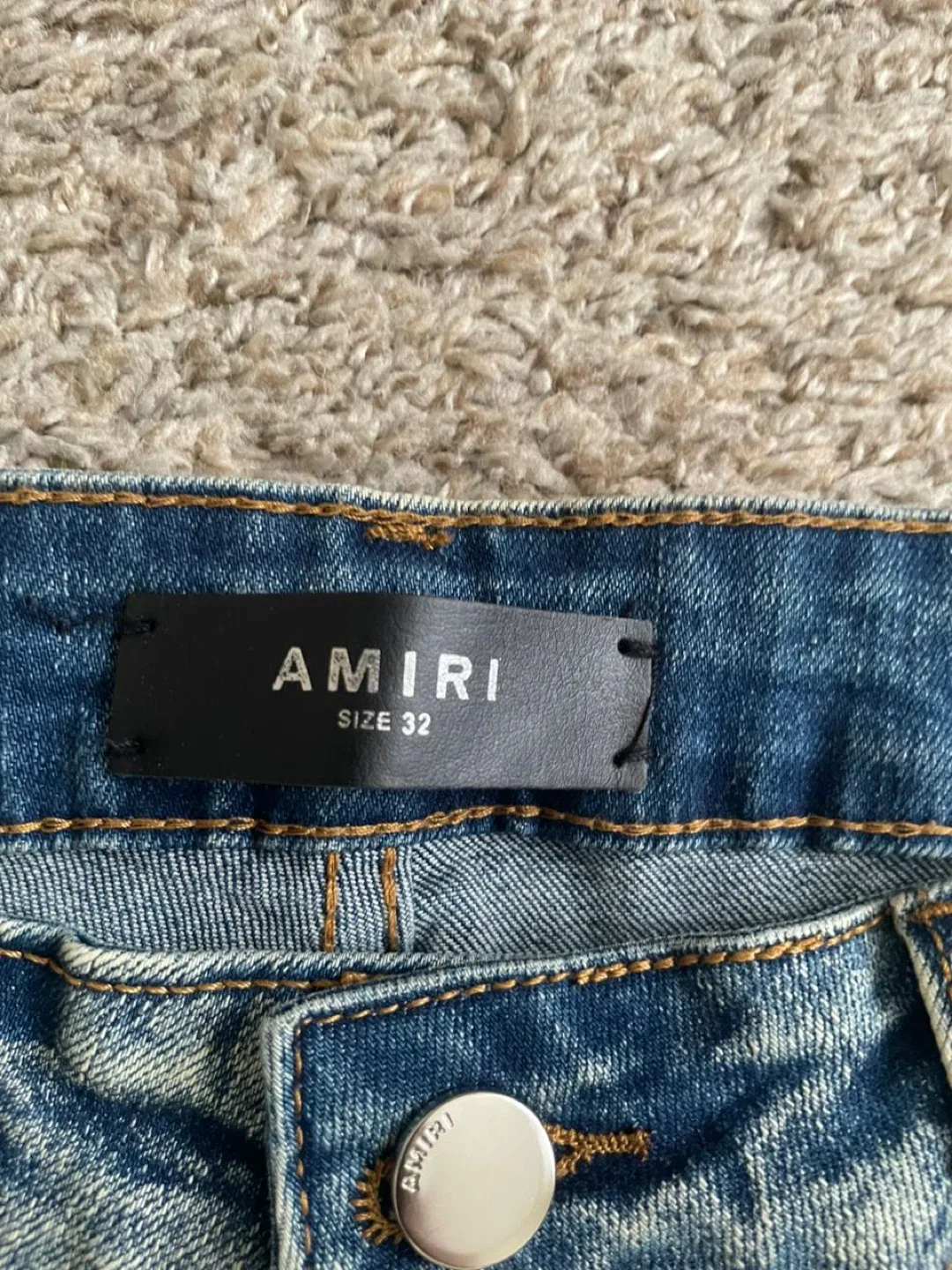 Amiri jeans image indicator(8)