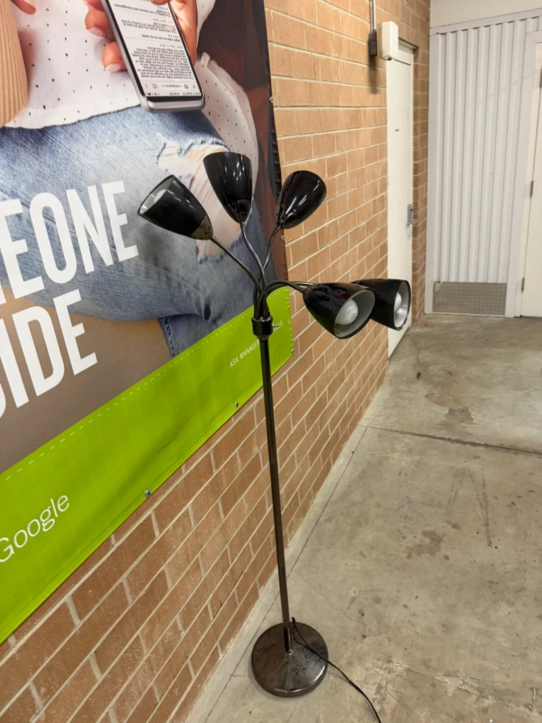 5-Light Floor Lamp image indicator(7)