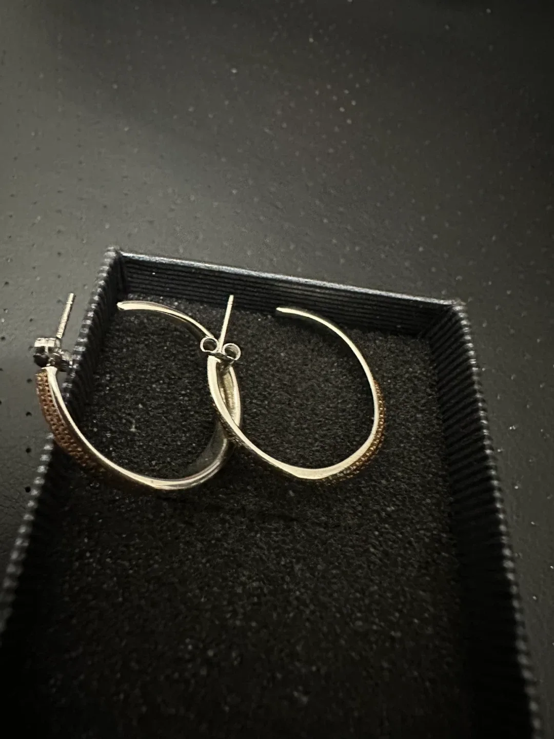 Sterling Silver 925 Hoop Earrings with diamonds image indicator(3)
