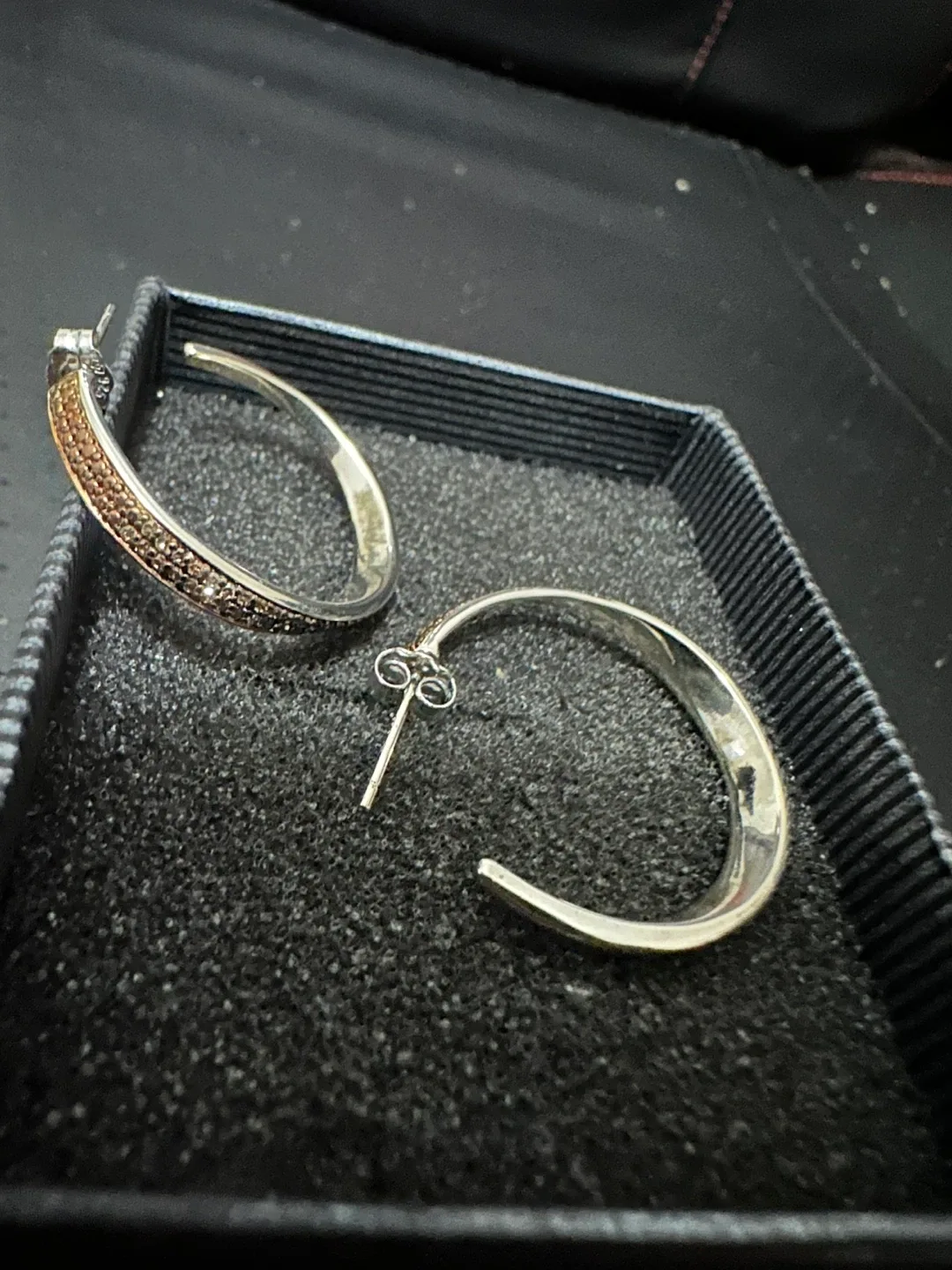 Sterling Silver 925 Hoop Earrings with diamonds image indicator(2)