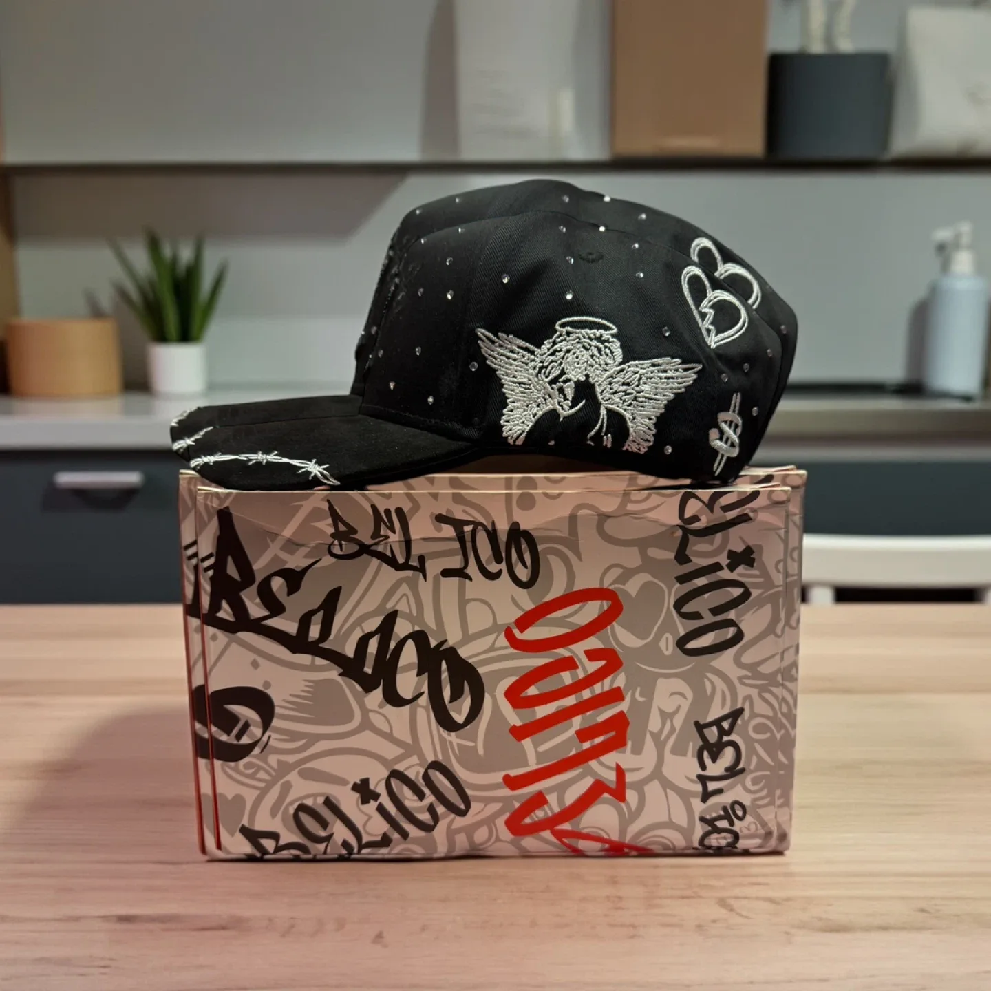 Patron NYC Hat Black image indicator(3)