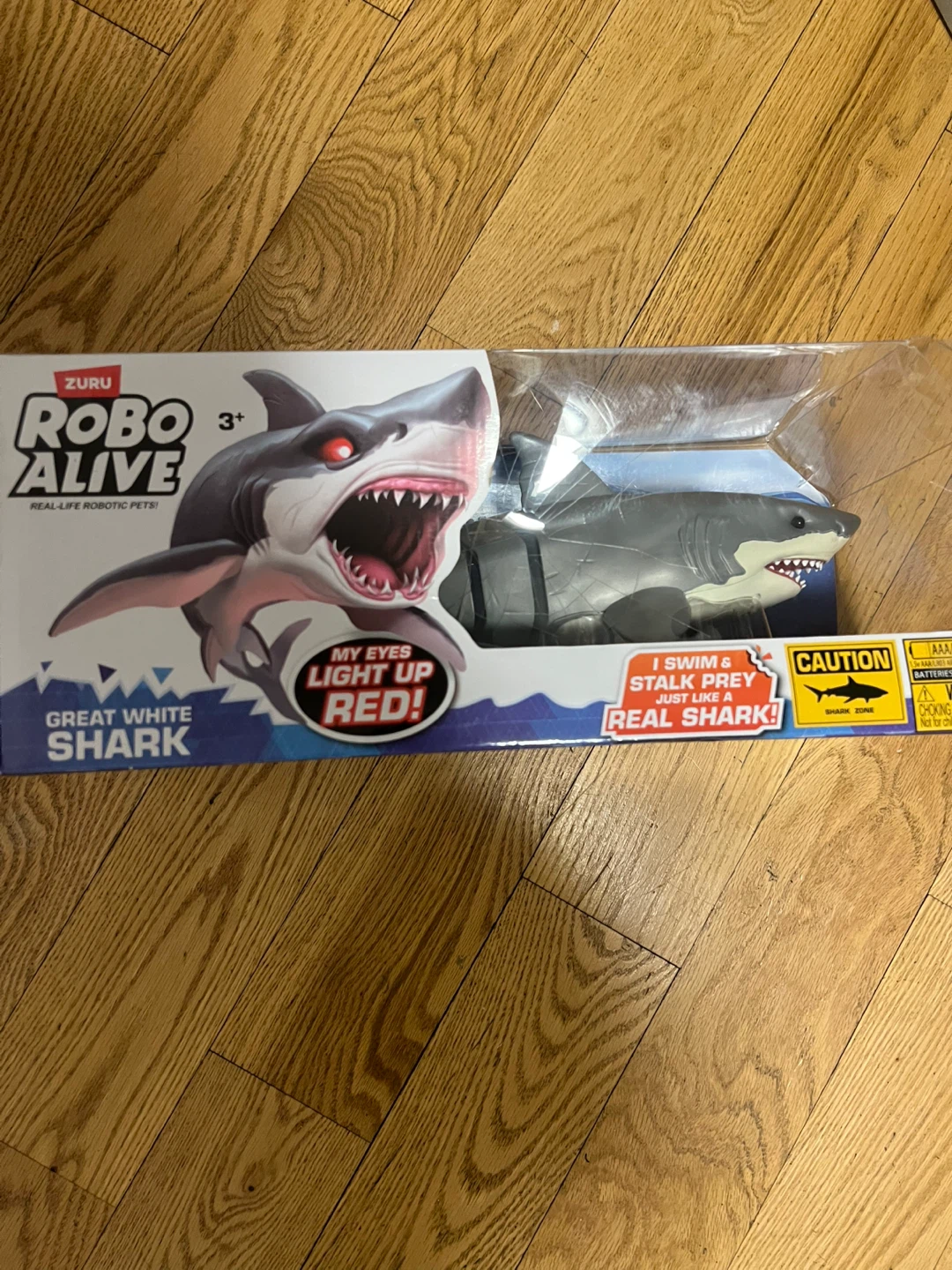 Zuru Robo Alive Great White Shark Toy - photo 2