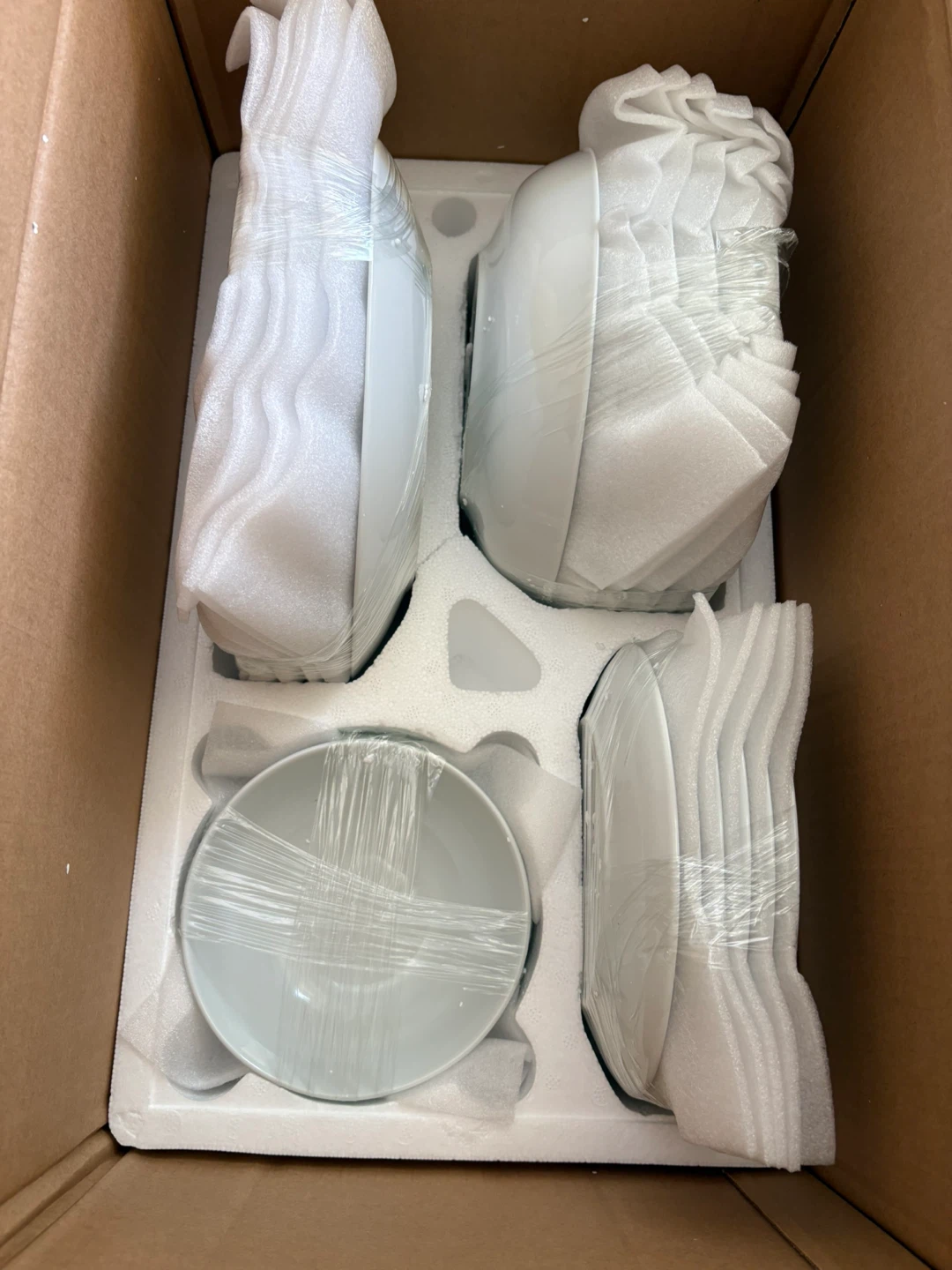 New White Dinnerware Set 24 pcs - photo 2