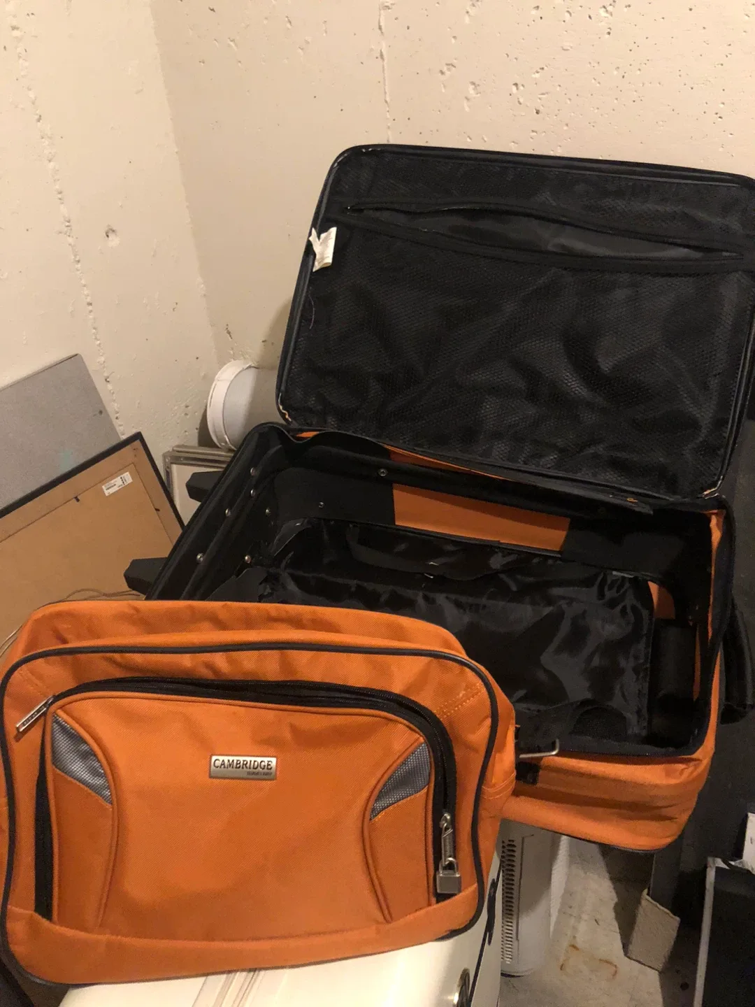 Cambridge Orange Luggage Set image indicator(2)