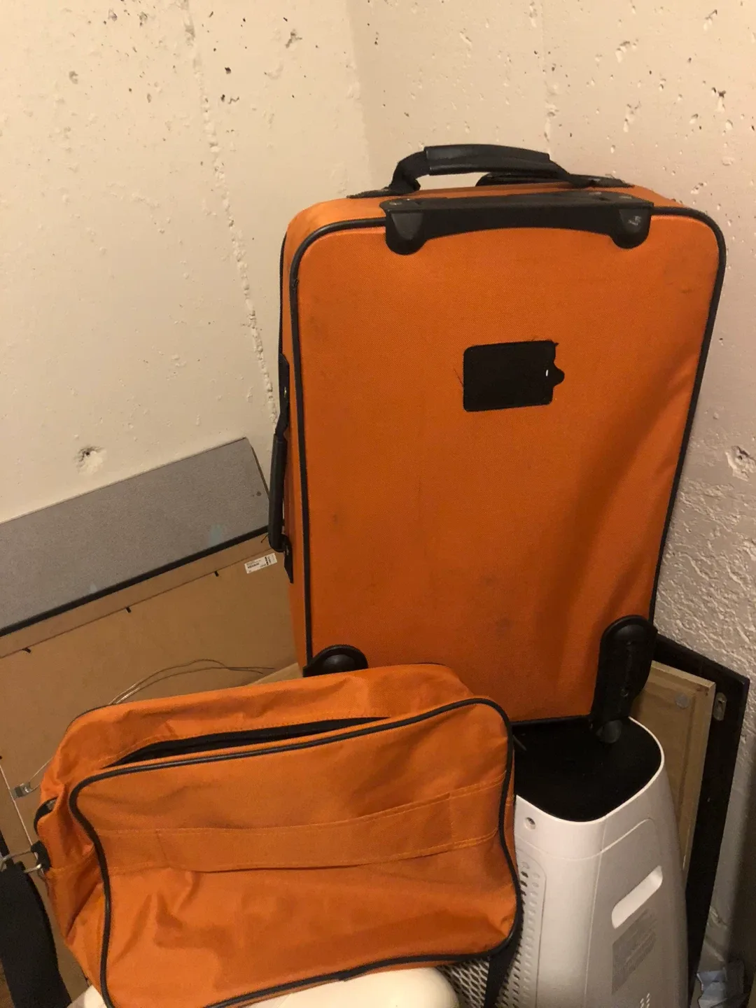 Cambridge Orange Luggage Set image indicator(3)