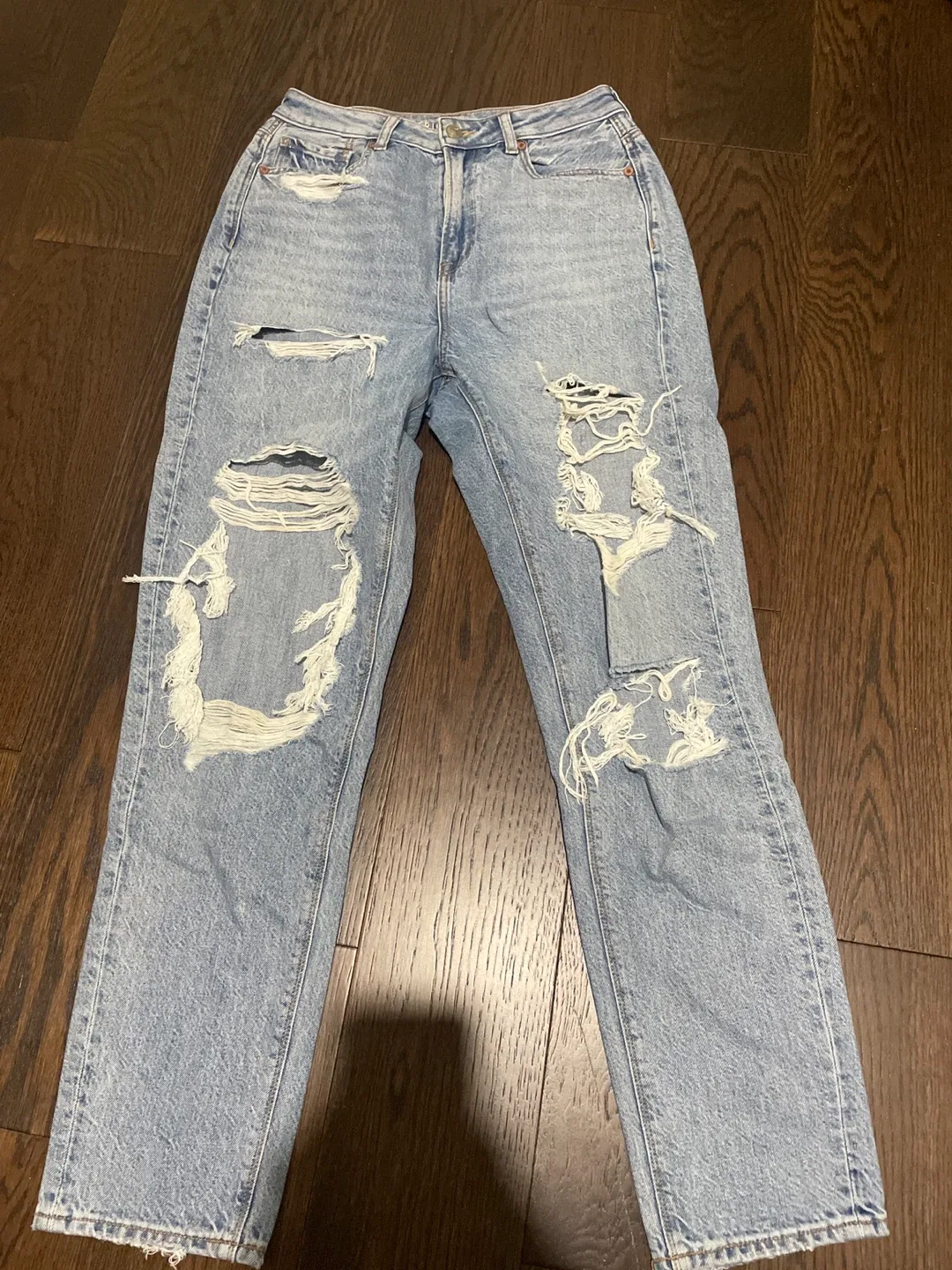 American Eagle Distressed Mom Jeans - Size 4 Long