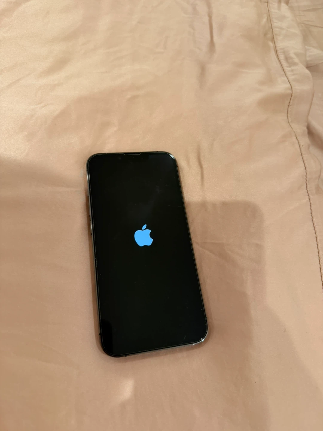 Apple iPhone 13 Pro Max, Graphite, Like New - photo 2