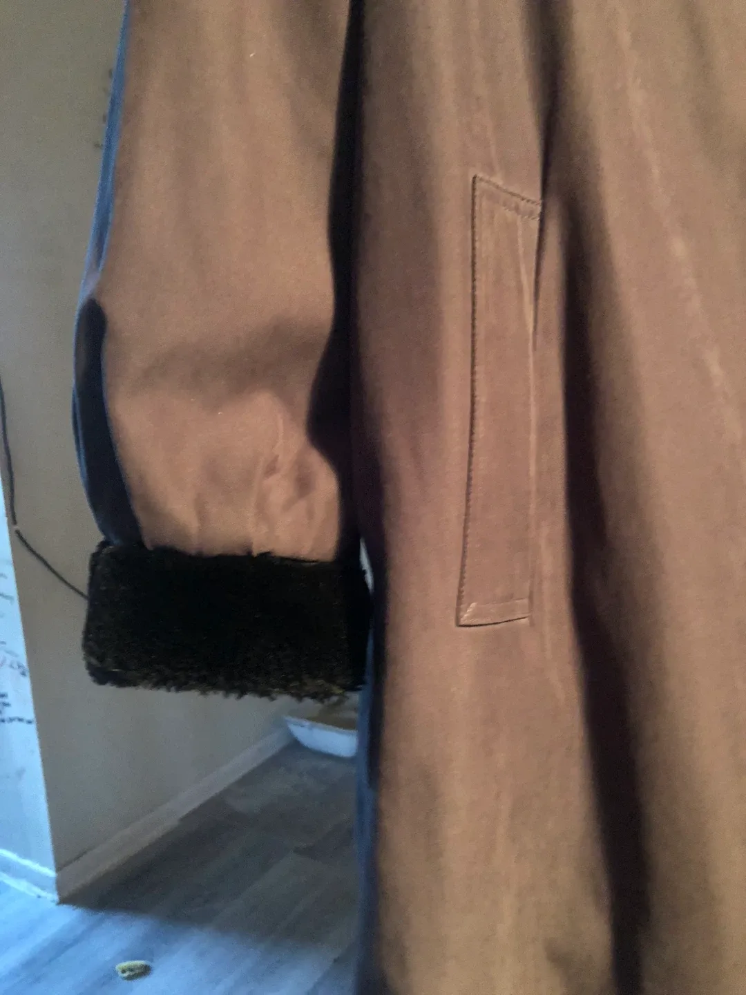 Danier Brown Coat with Leopard Print Lining image indicator(2)