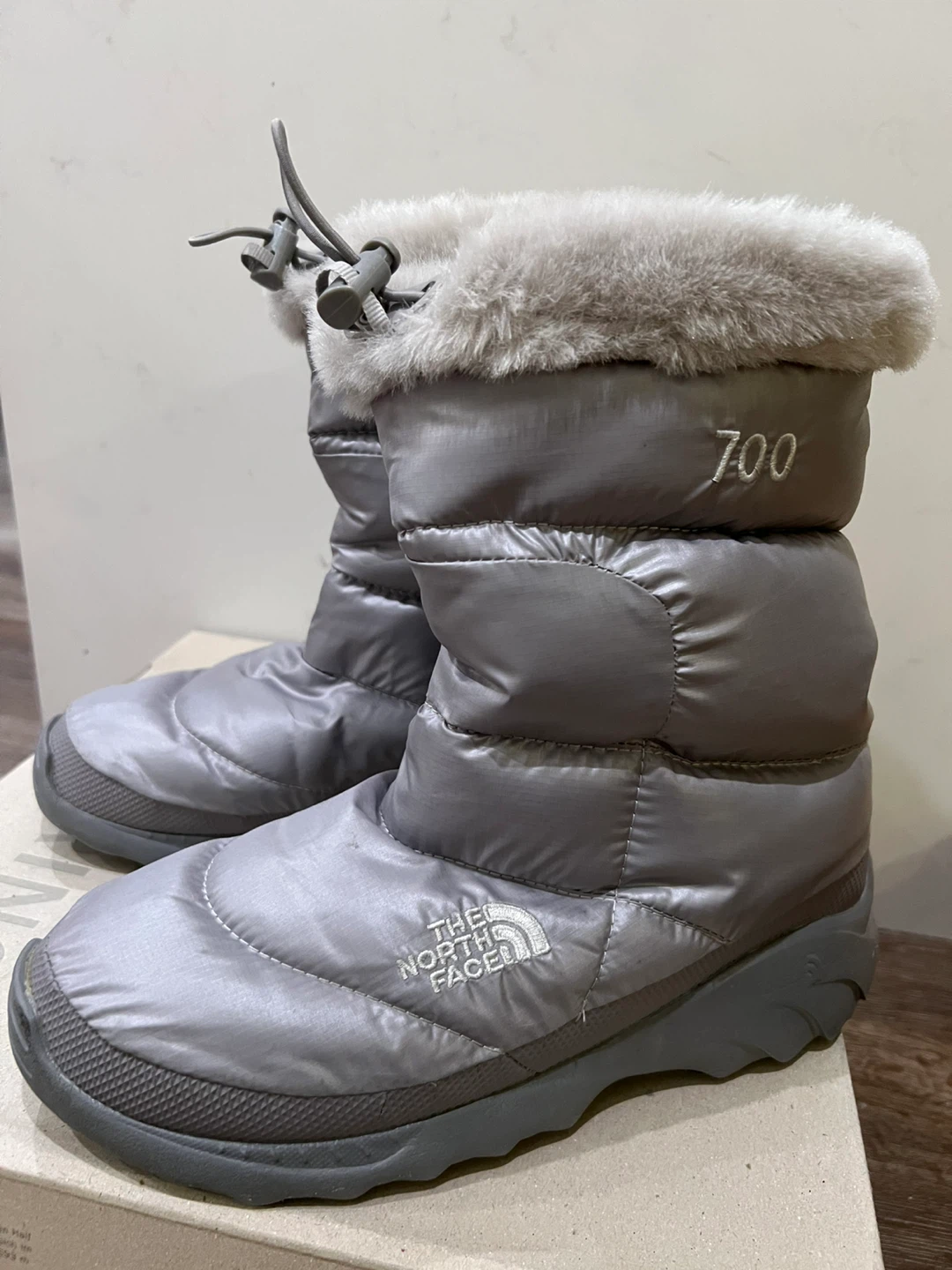 Woman Bootie in fur - photo 2