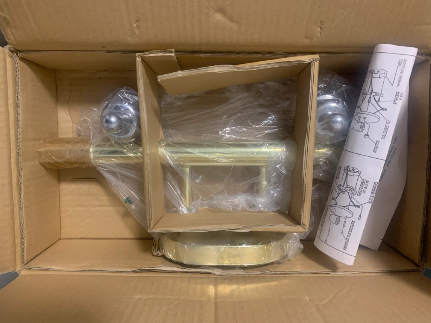 Thomas Lighting M-1762-70 Polished Brass & Chrome Bath Fixture - photo 2