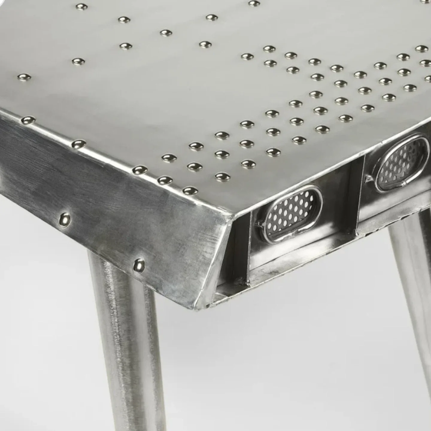 Homerroots Aviator Desk image indicator(3)