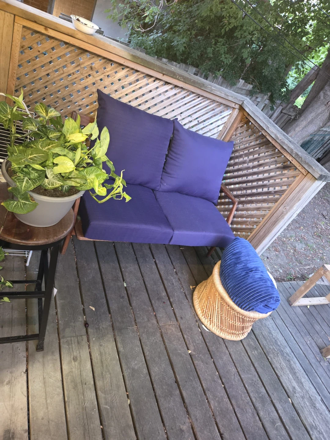 Room for rent ( Female Only ) - photo 2