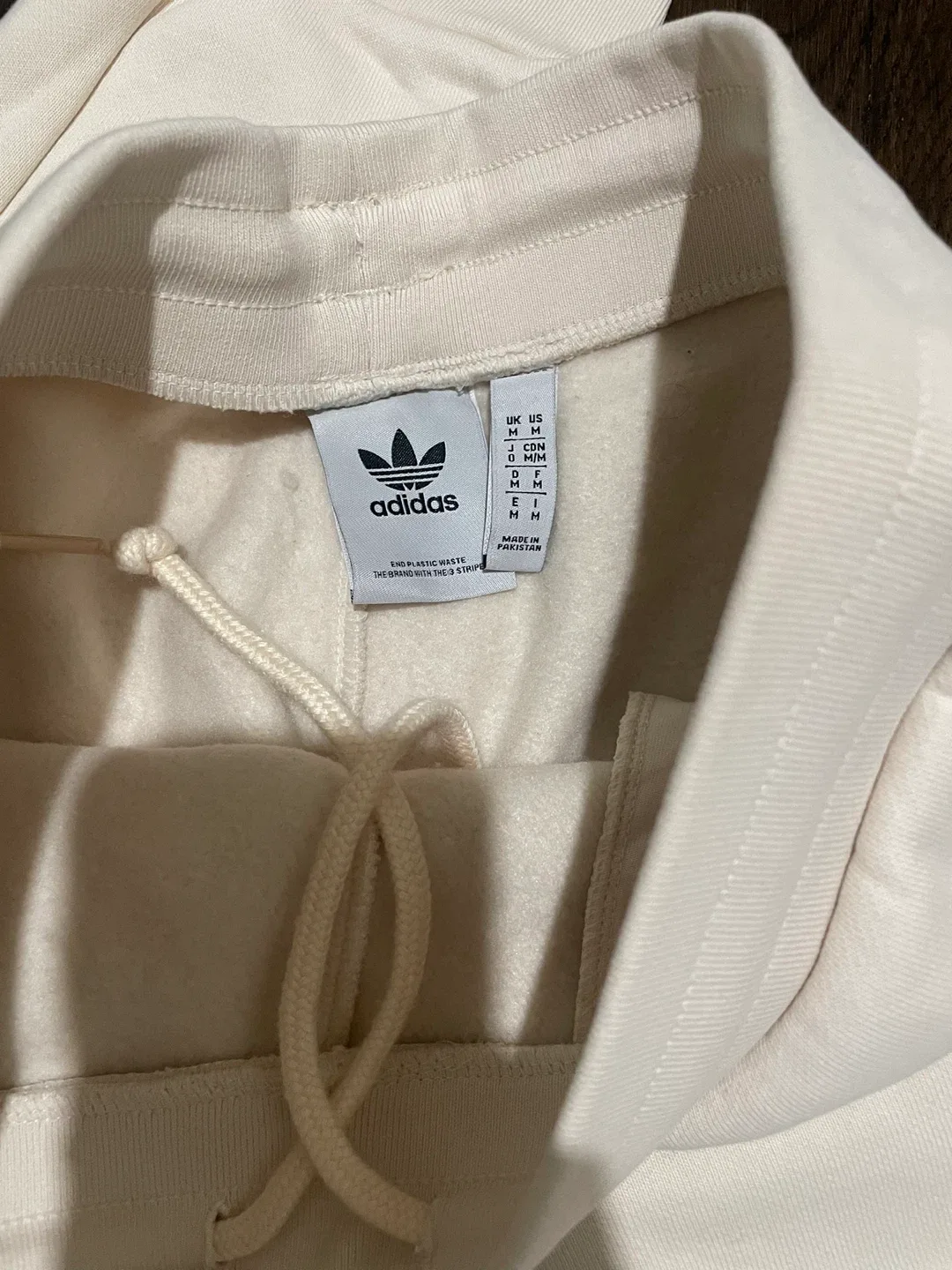 Adidas Sweatpants - Size M image indicator(3)