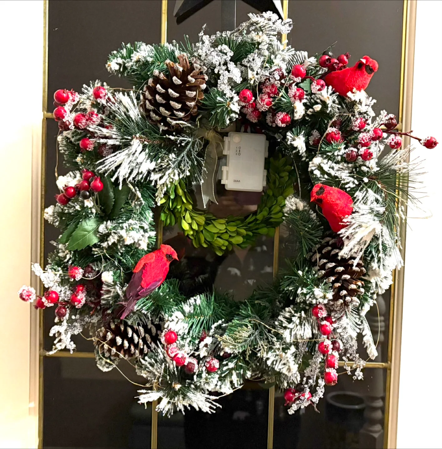 Christmas Wreath with Cardinals & Pine Cones image indicator(4)