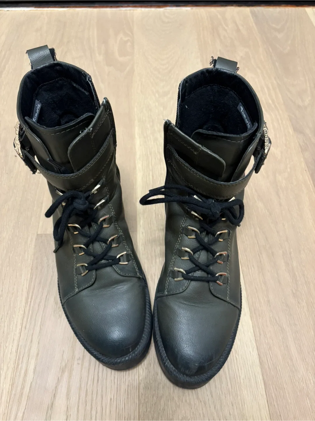 Women’s boots